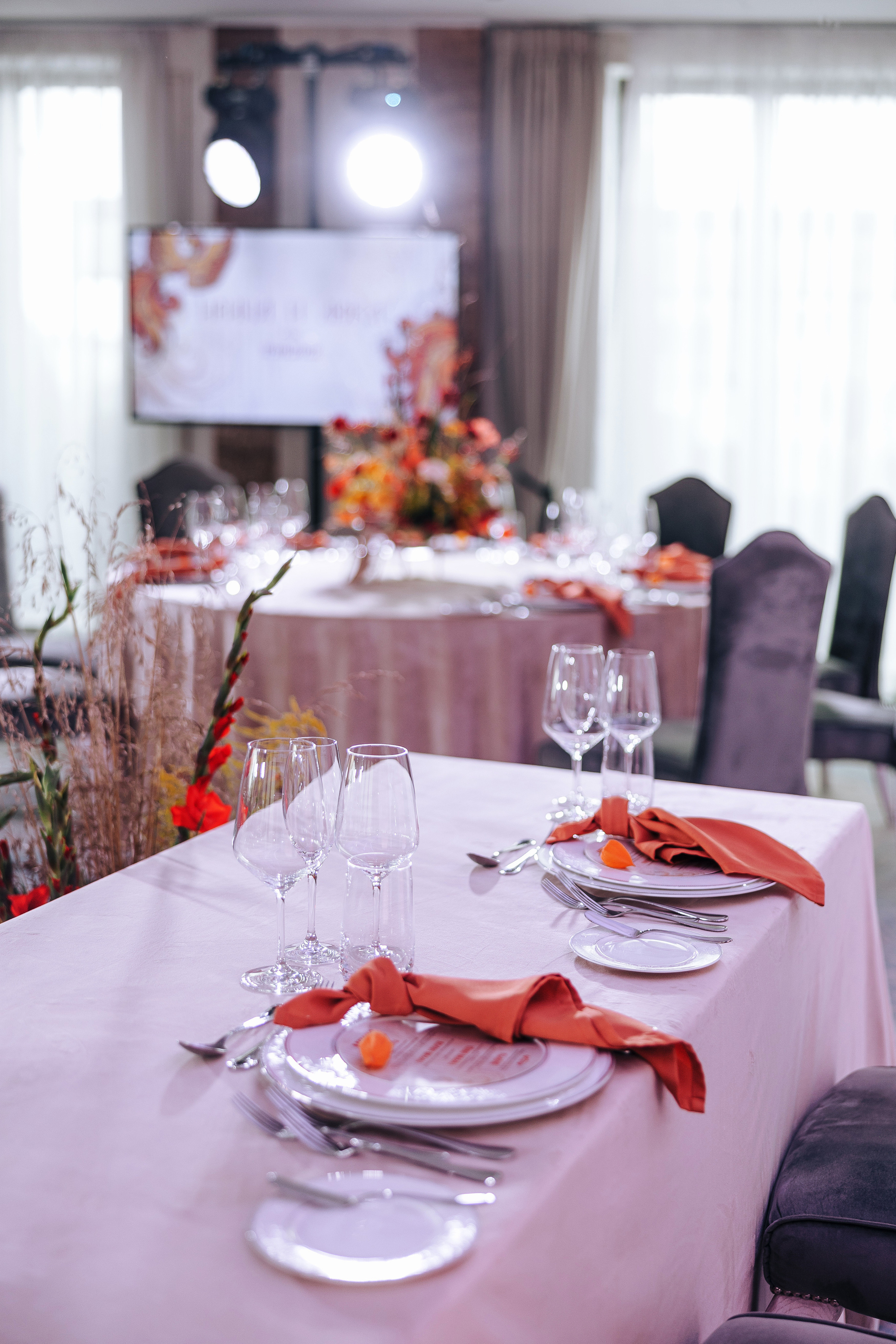 A la ruse. VENSKAYA WEDDING & EVENT PLANNER