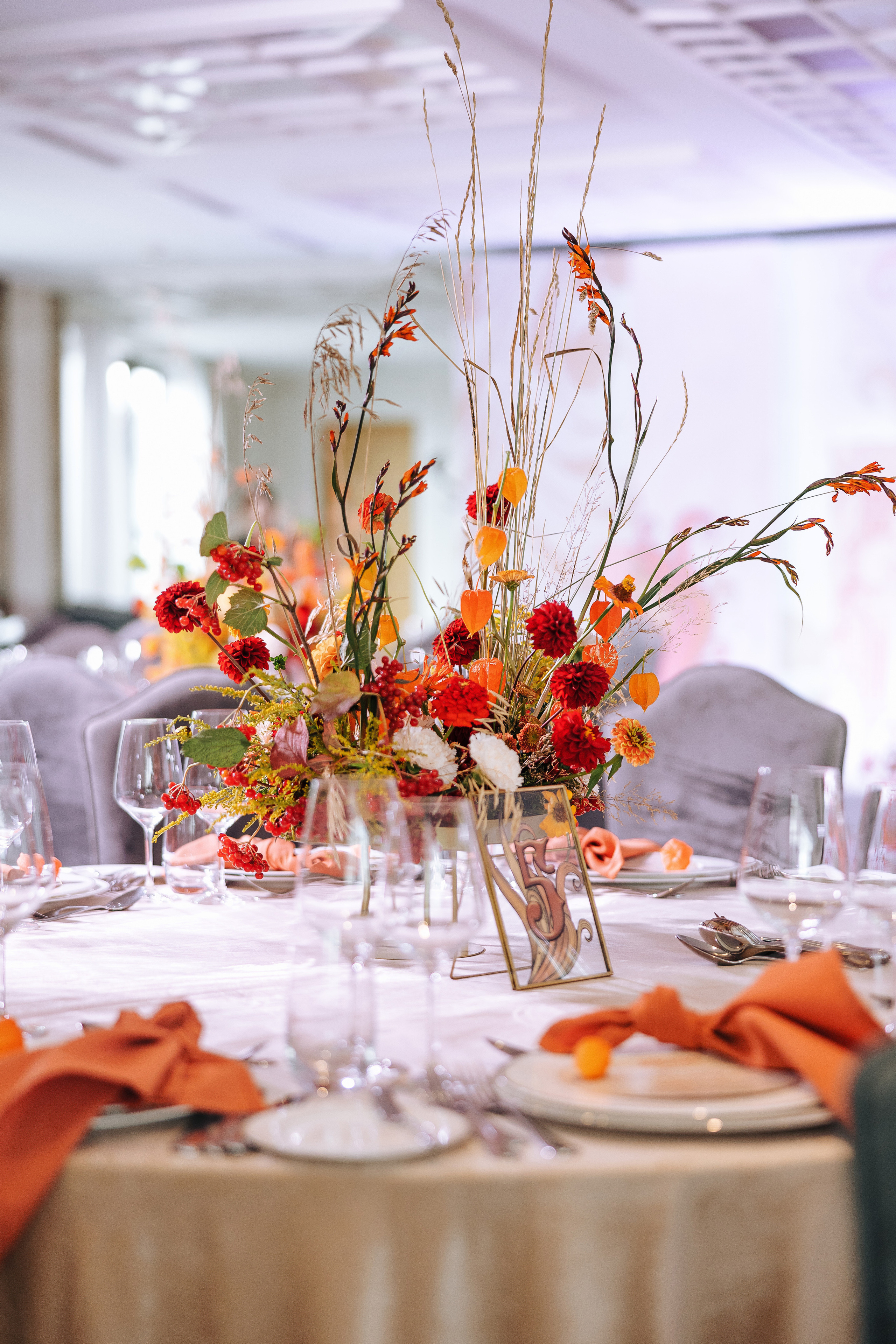 A la ruse. VENSKAYA WEDDING & EVENT PLANNER