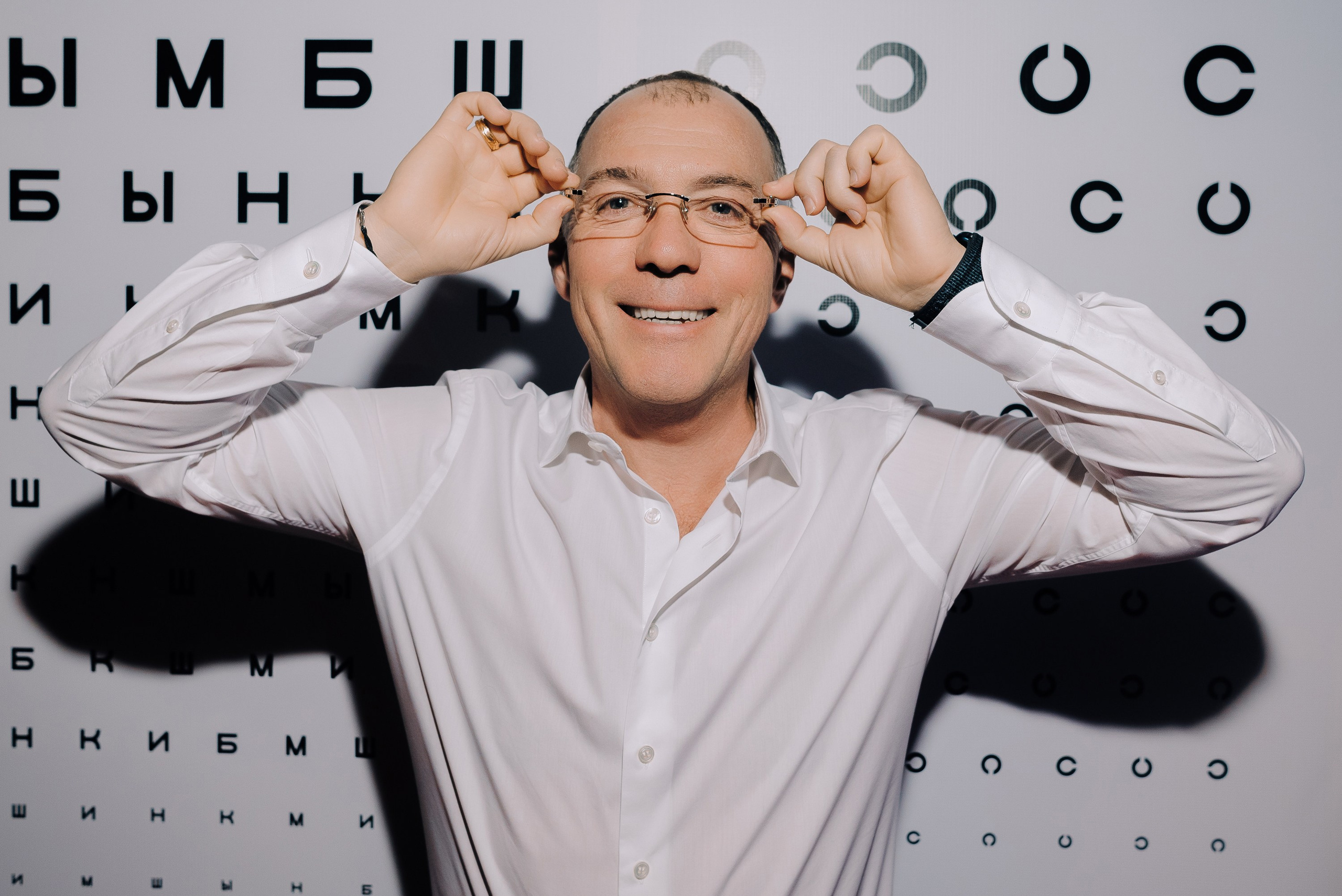 СПЕКТАКЛЬ «ВОЛШЕБНЫЕ ОЧКИ» ОПТИК-ЦЕНТР. Репортажный фотограф Зуев Роман г. Челябинск