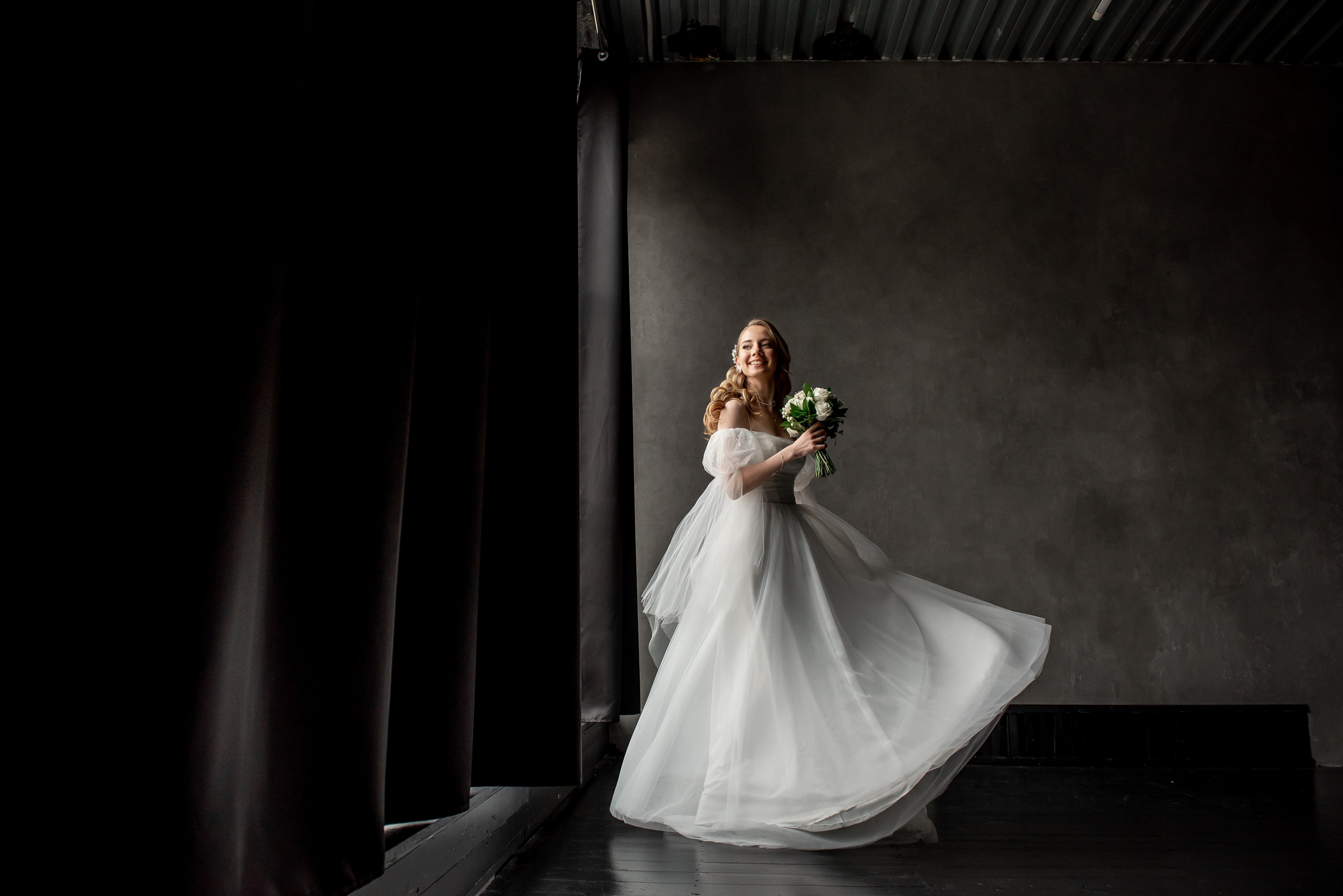 Даниил и Эмма. Свадебный фотограф в Новосибирске. Александра Верхушина