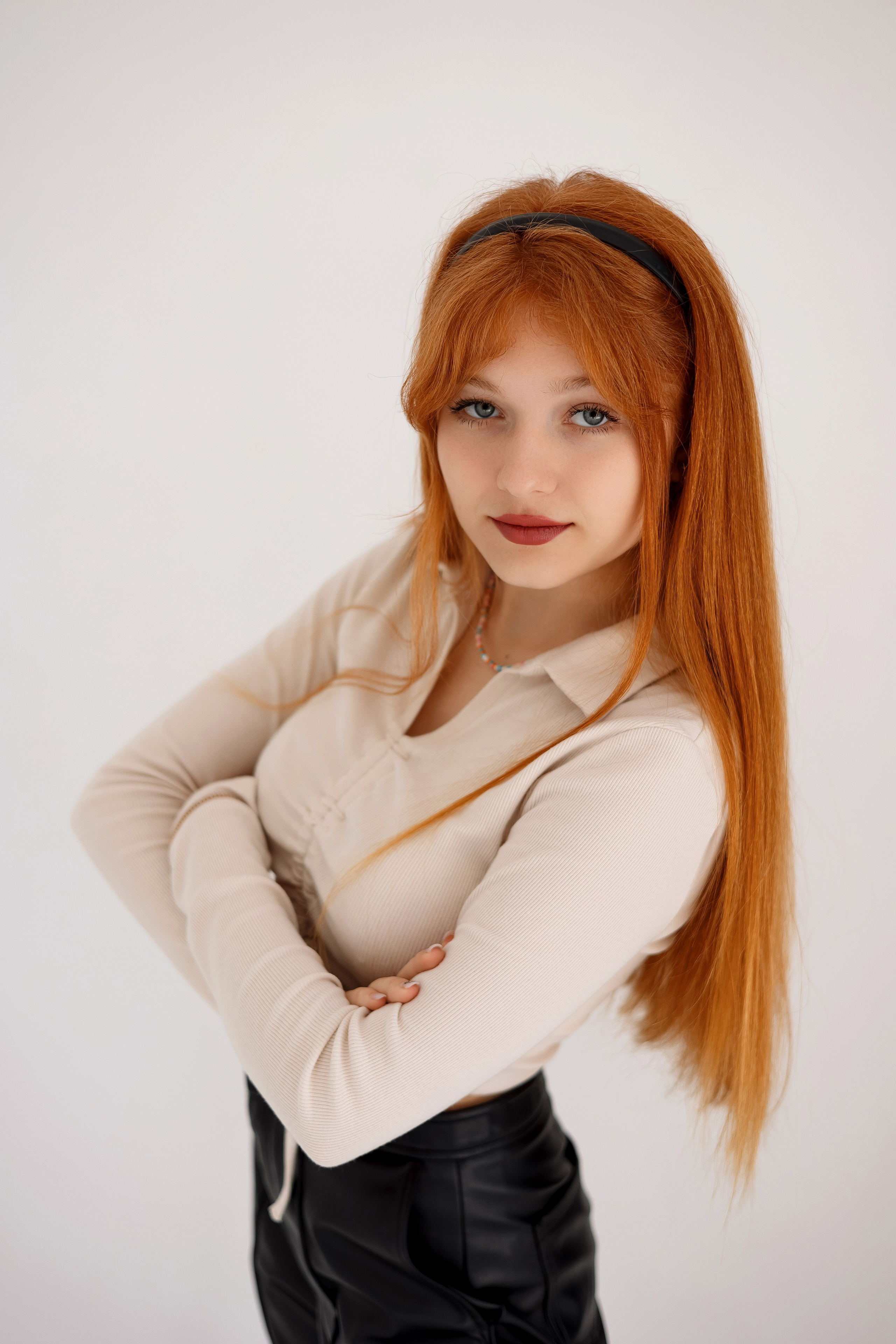 11 класс съемка на циклораме. Фотограф Любовь Корниенко, Примоский край