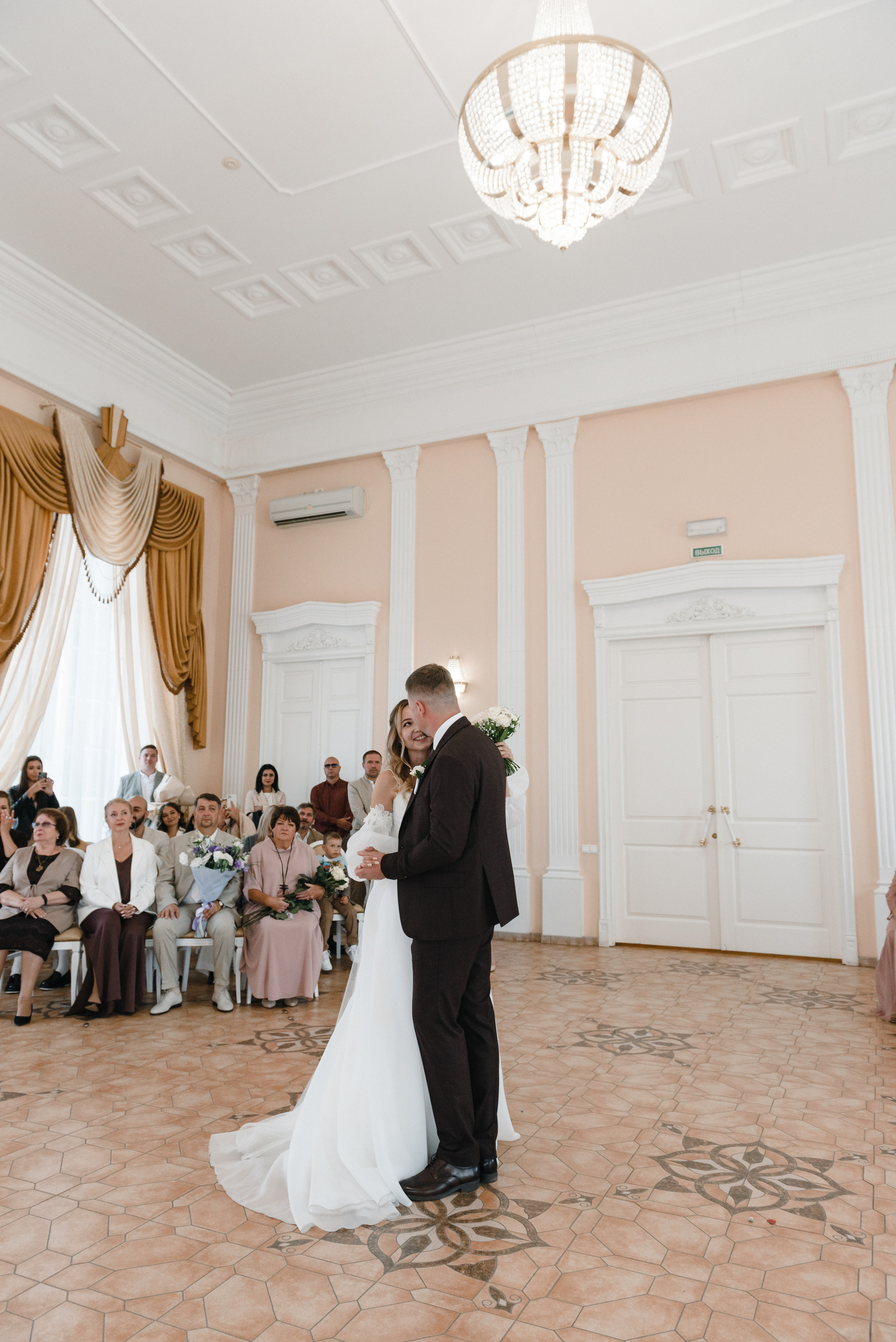 Полина и Валентин. Светлана Варфоломеева, женский и свадебный фотограф в Саратове