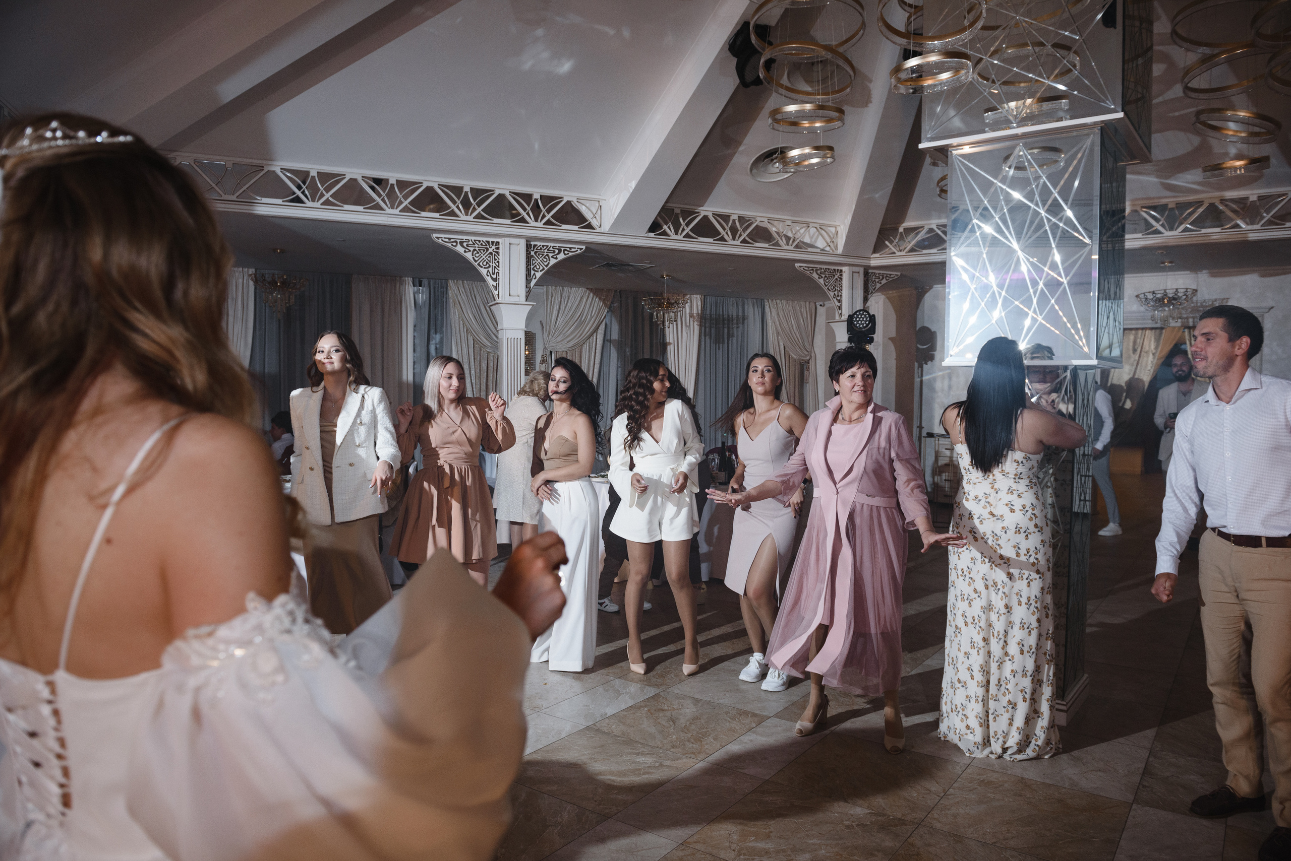 Полина и Валентин. Светлана Варфоломеева, женский и свадебный фотограф в Саратове