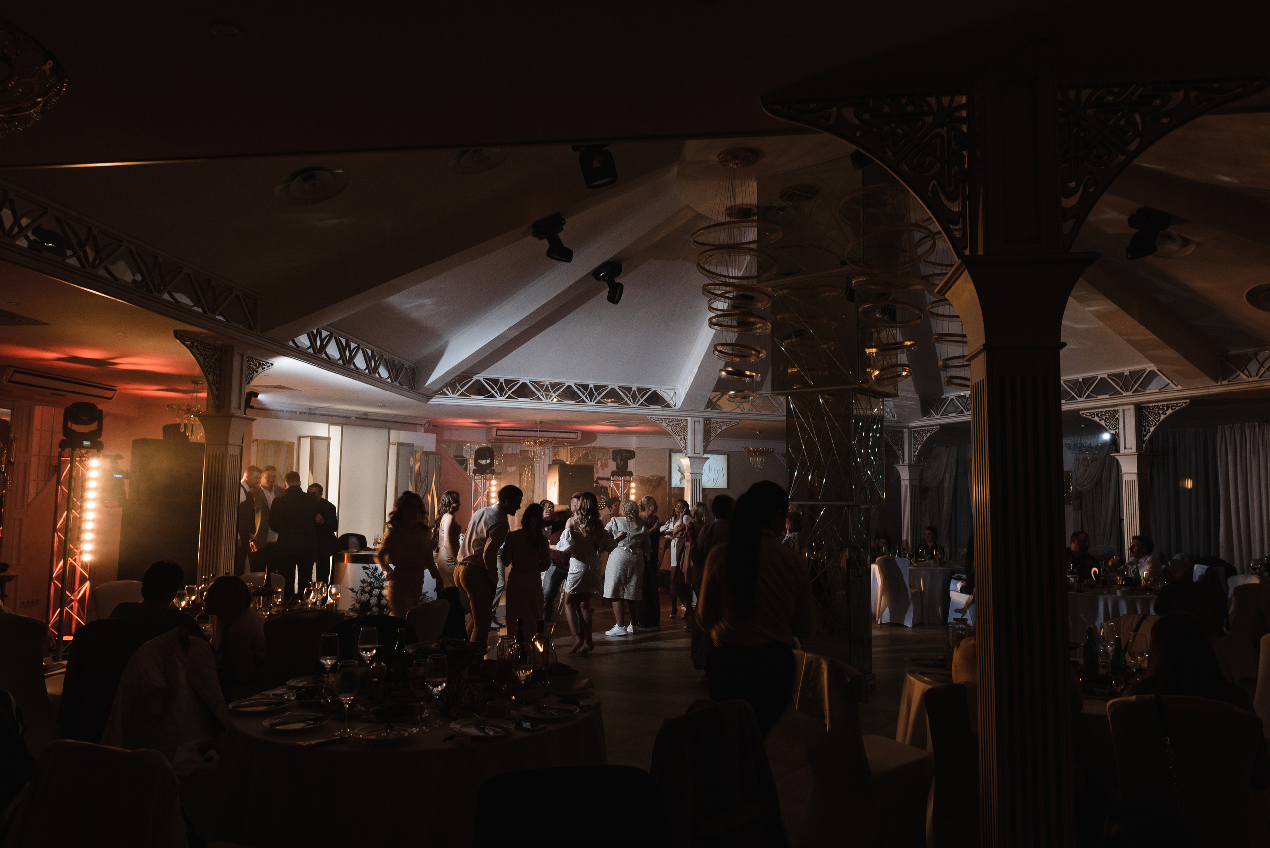 Полина и Валентин. Светлана Варфоломеева, женский и свадебный фотограф в Саратове