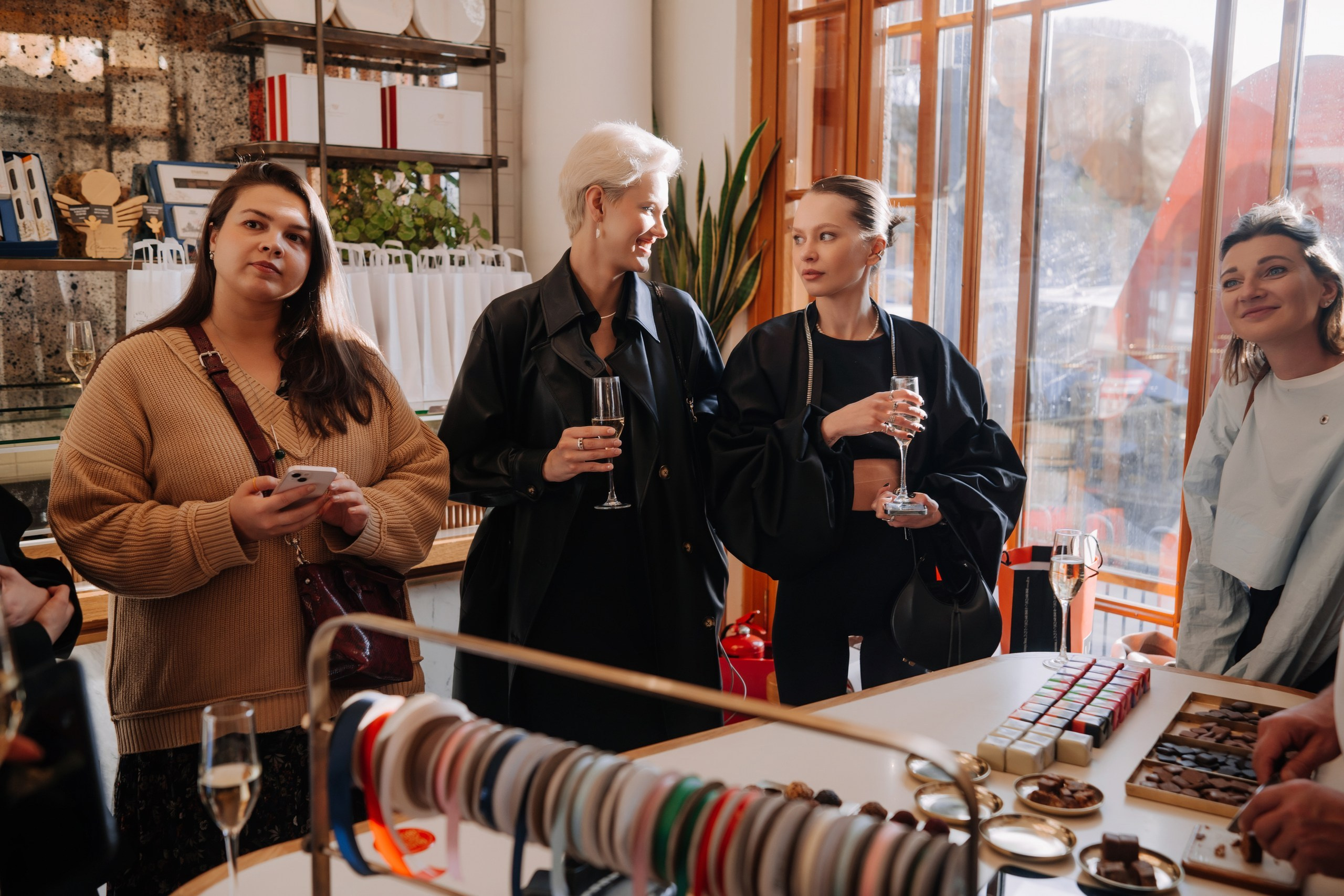 Презентация конфет Счастье. Night2Day Санкт-Петербург