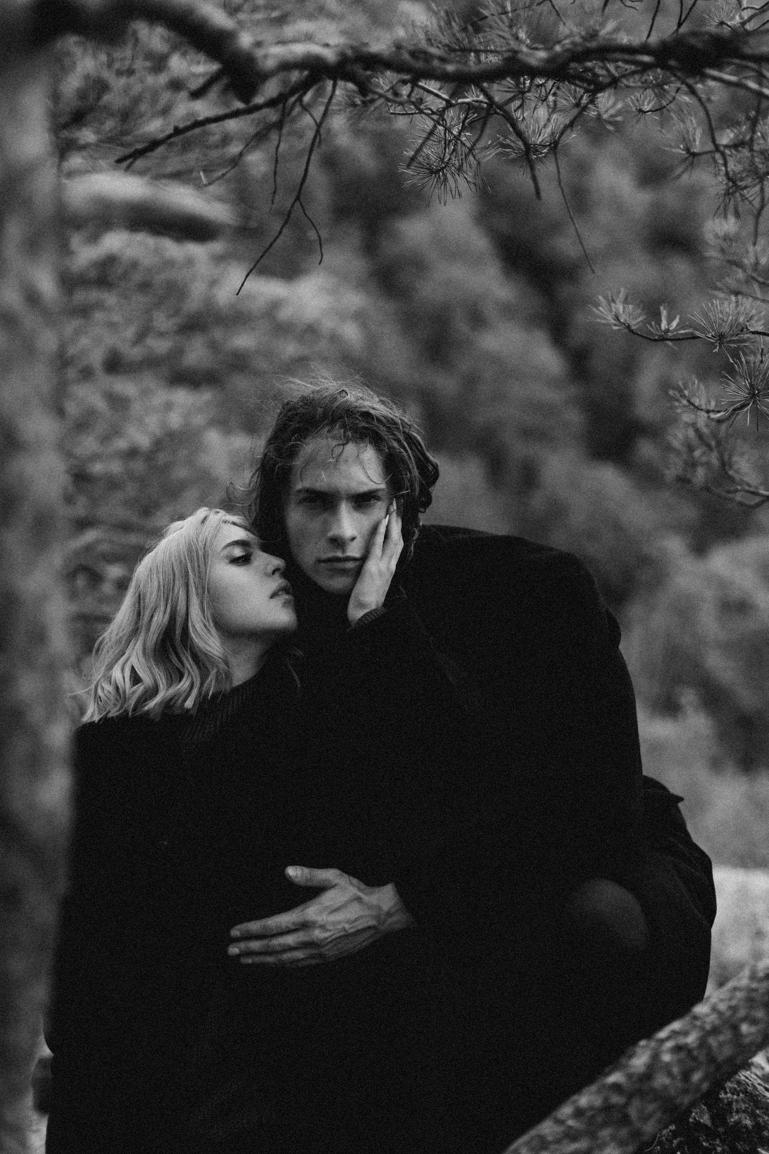 Профессиональный свадебный фотограф в Краснодаре. Эмоциональные фото с церемонии, прогулки, банкета. Красивые портреты, стильные кадры деталей. Съемка в натуральной эстетике, сохранение ваших ярких моментов навсегда.