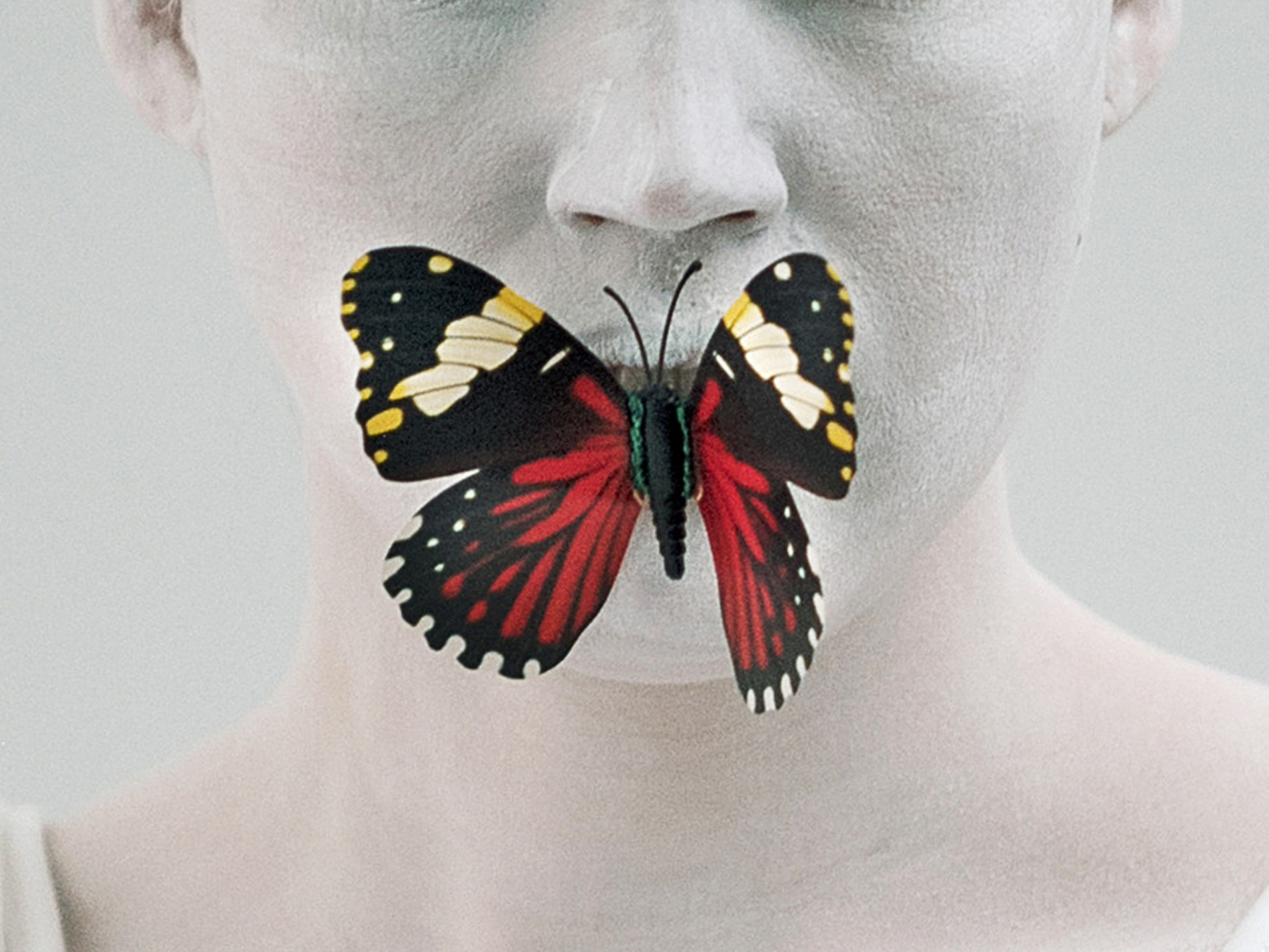 Anastasiia Antoniuk portrait, family and couple photographer, Portugal