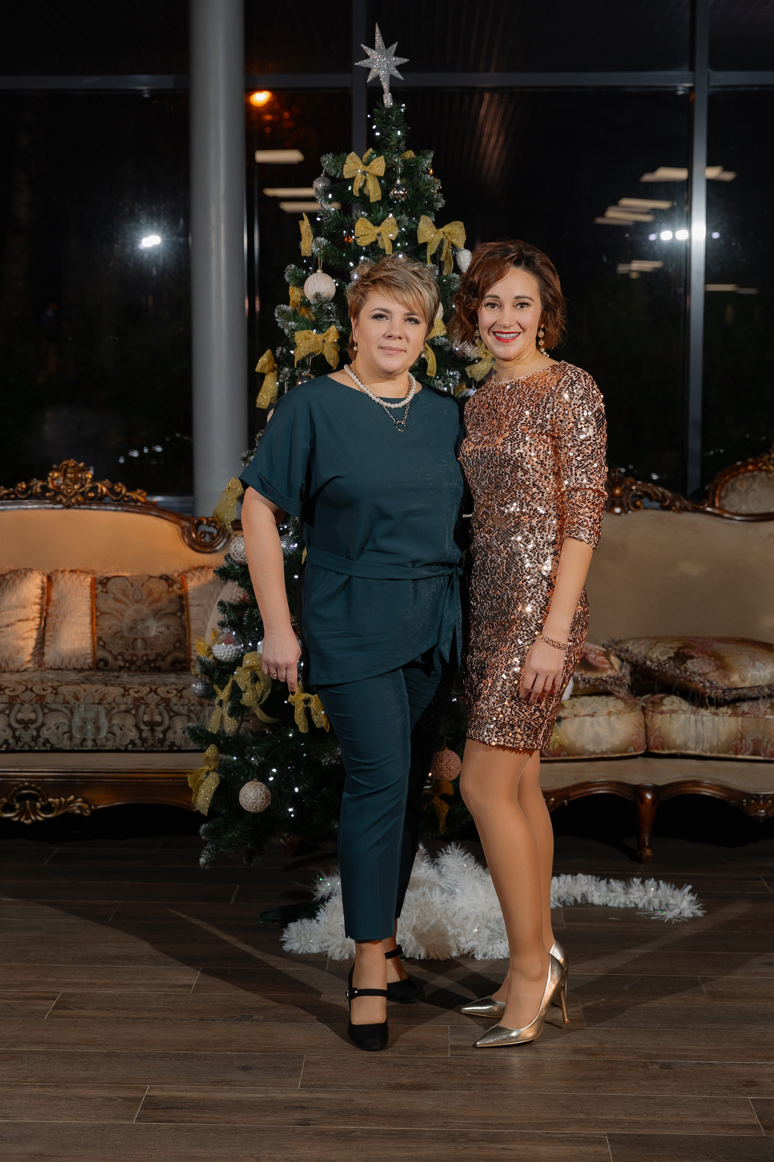 Корпоративная новогодняя фотосъемка для BELARUSBANK в Ресторане «Урарту». Свадебный фотограф в Минске/Беларуси Сергей Спиридонов