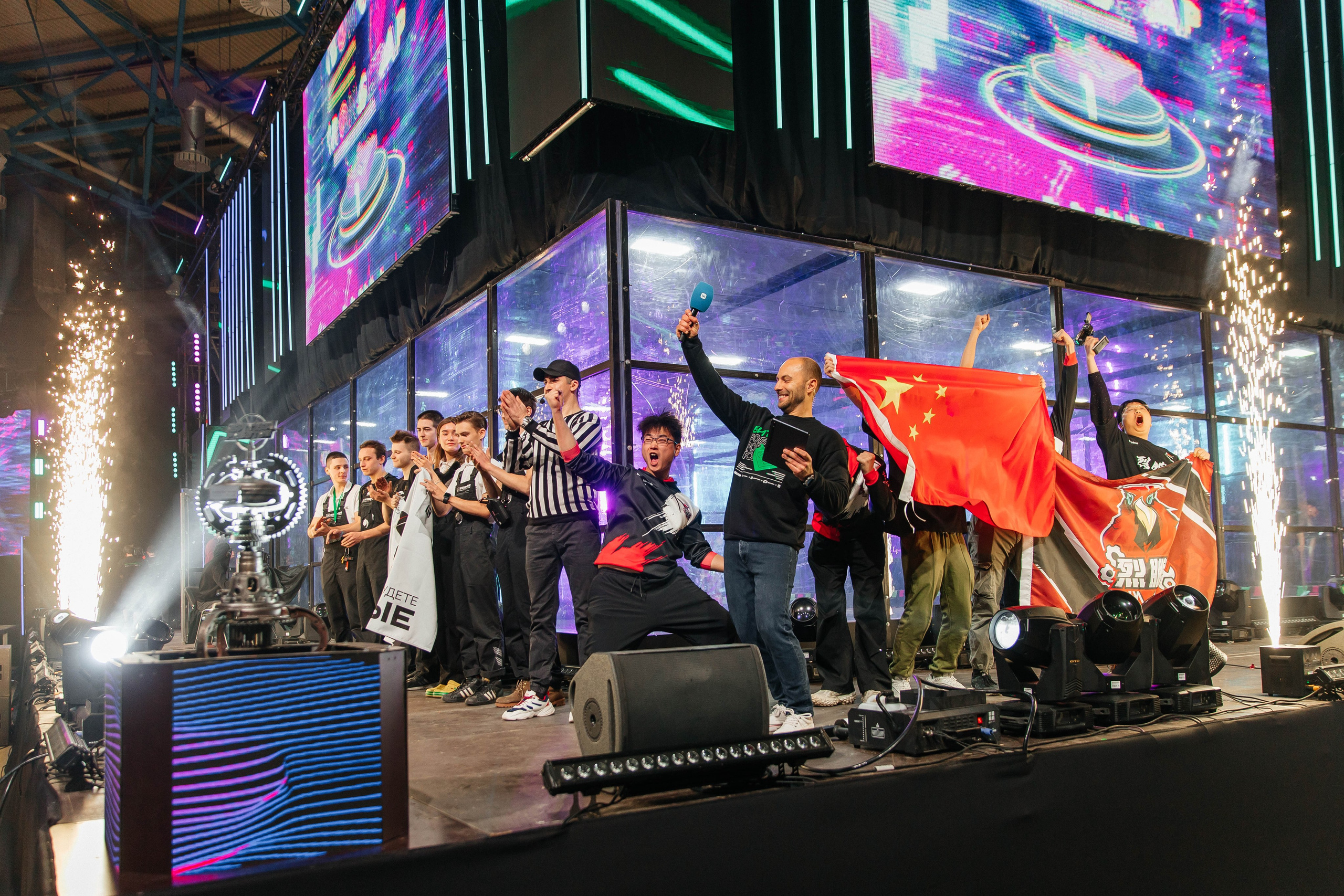 Международный чемпионат «Битва Роботов» |2023. Репортажная фотосъемка мероприятий в Москве — Five Media