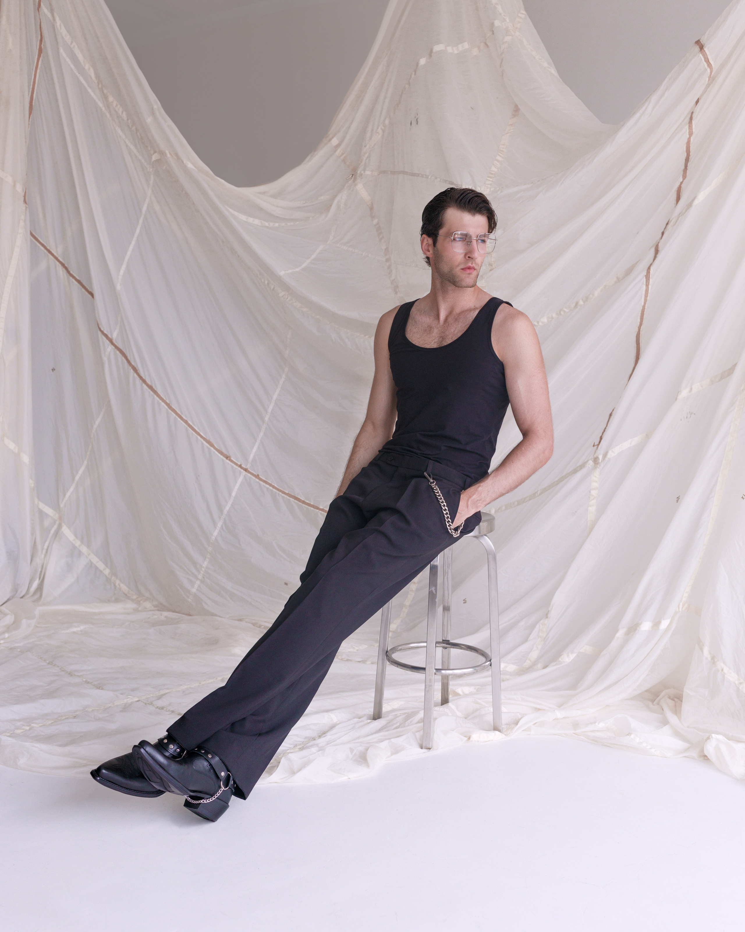 Roman | Роман. Игорь Березин — фотограф в Москве. Мужские портреты и коммерческая съёмка