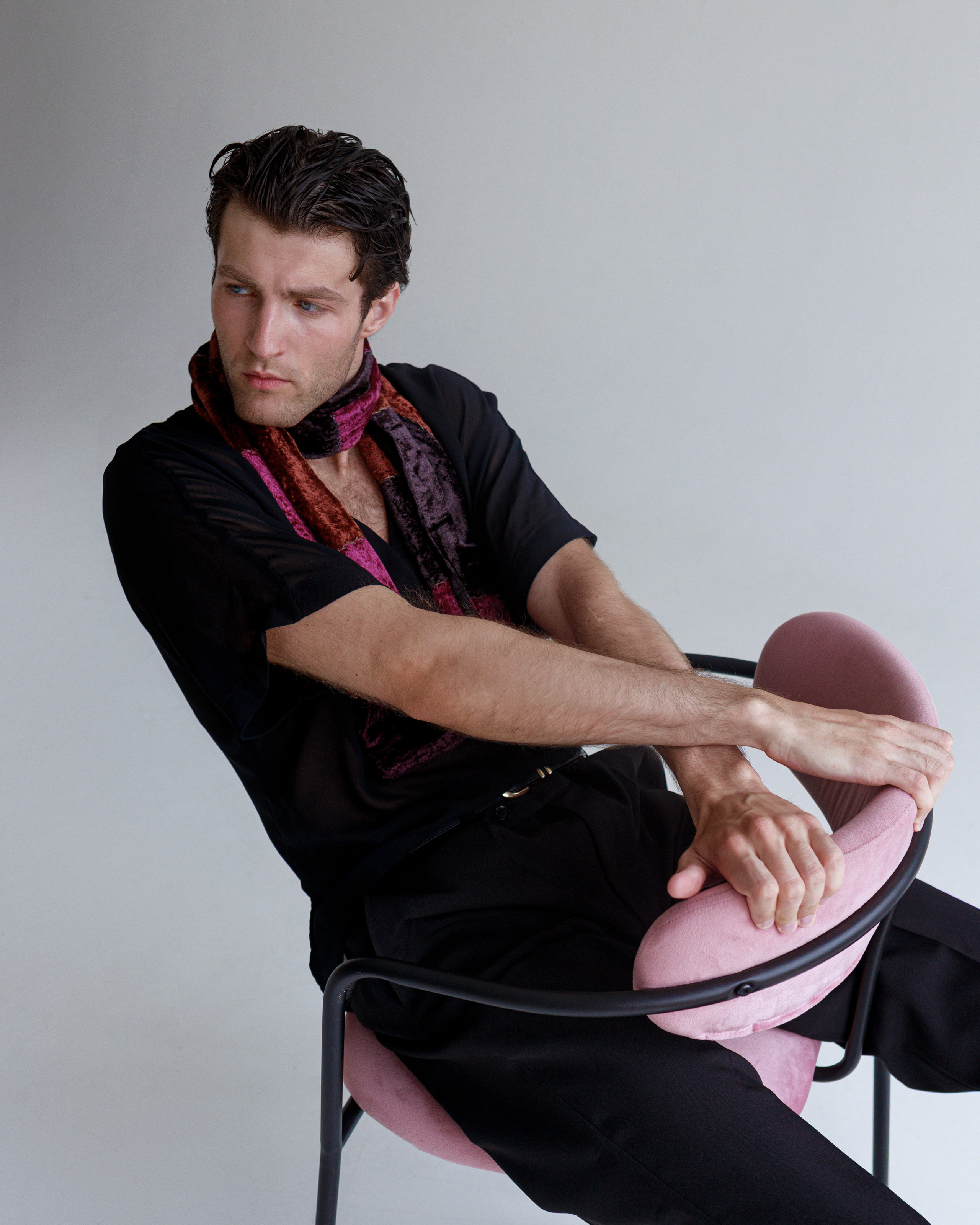 Roman | Роман. Игорь Березин — фотограф в Москве. Мужские портреты и коммерческая съёмка