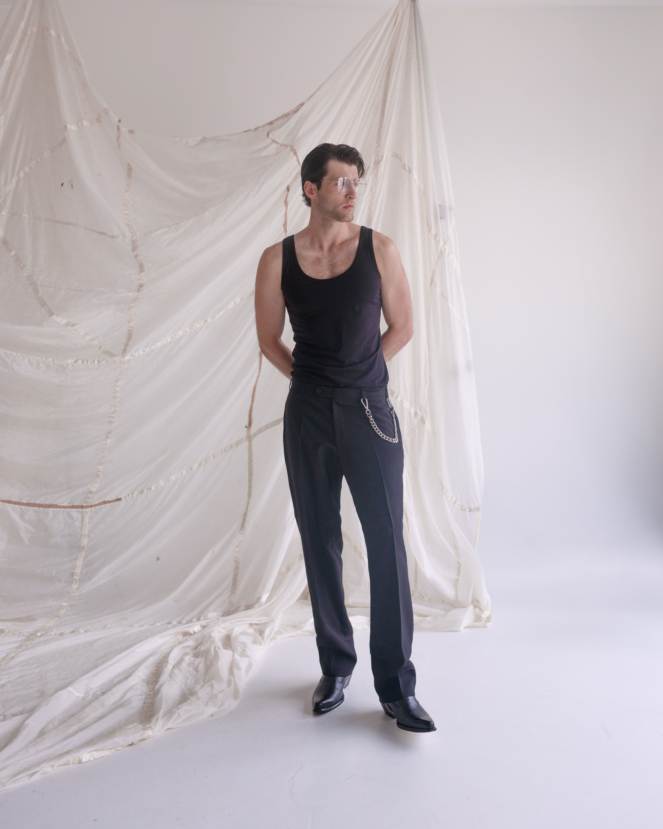 Roman | Роман. Игорь Березин — фотограф в Москве. Мужские портреты и коммерческая съёмка