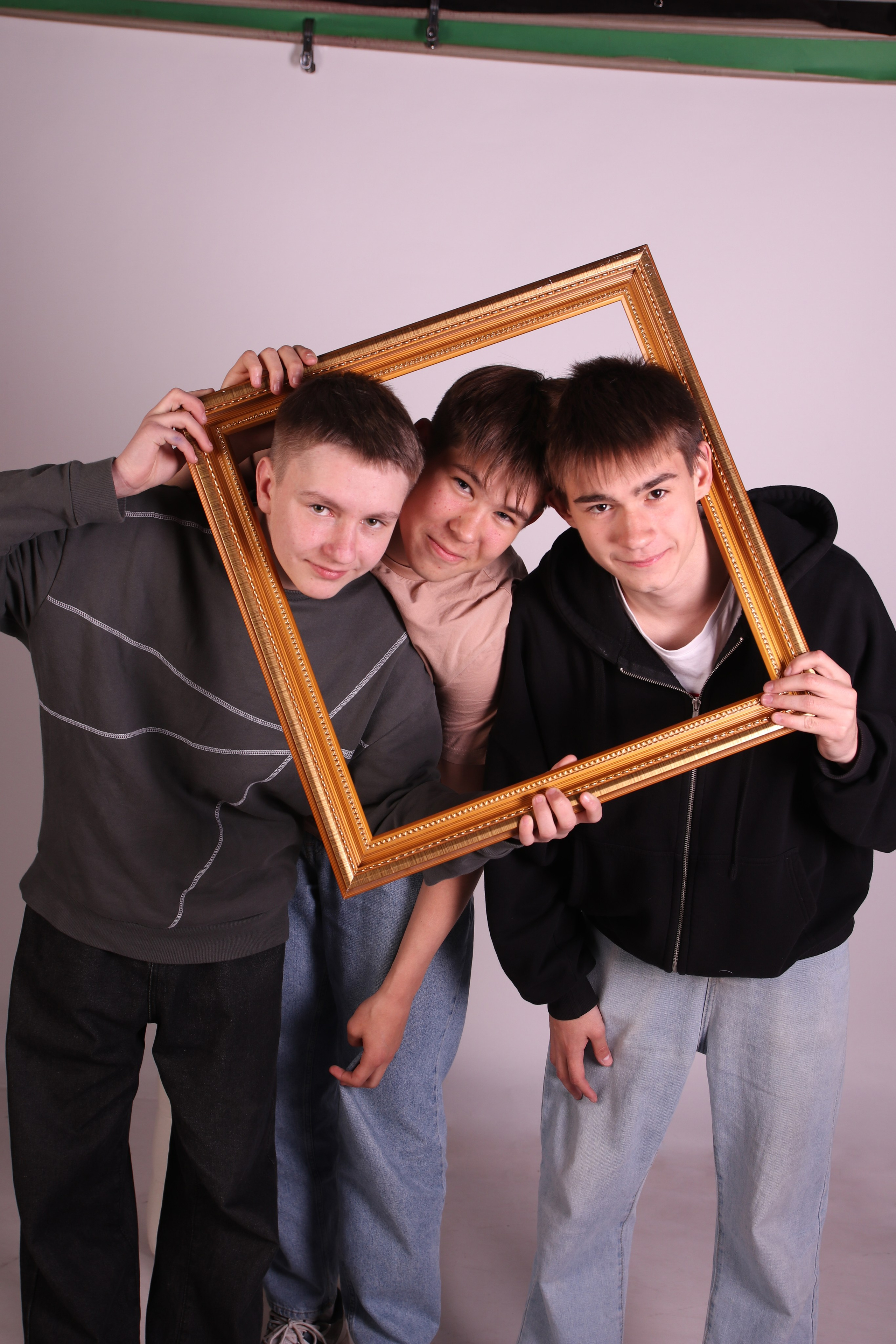 Школьная съемка для дальнейшего альбома. Фотограф фотосалон SO! photo&video город Находка Приморский край