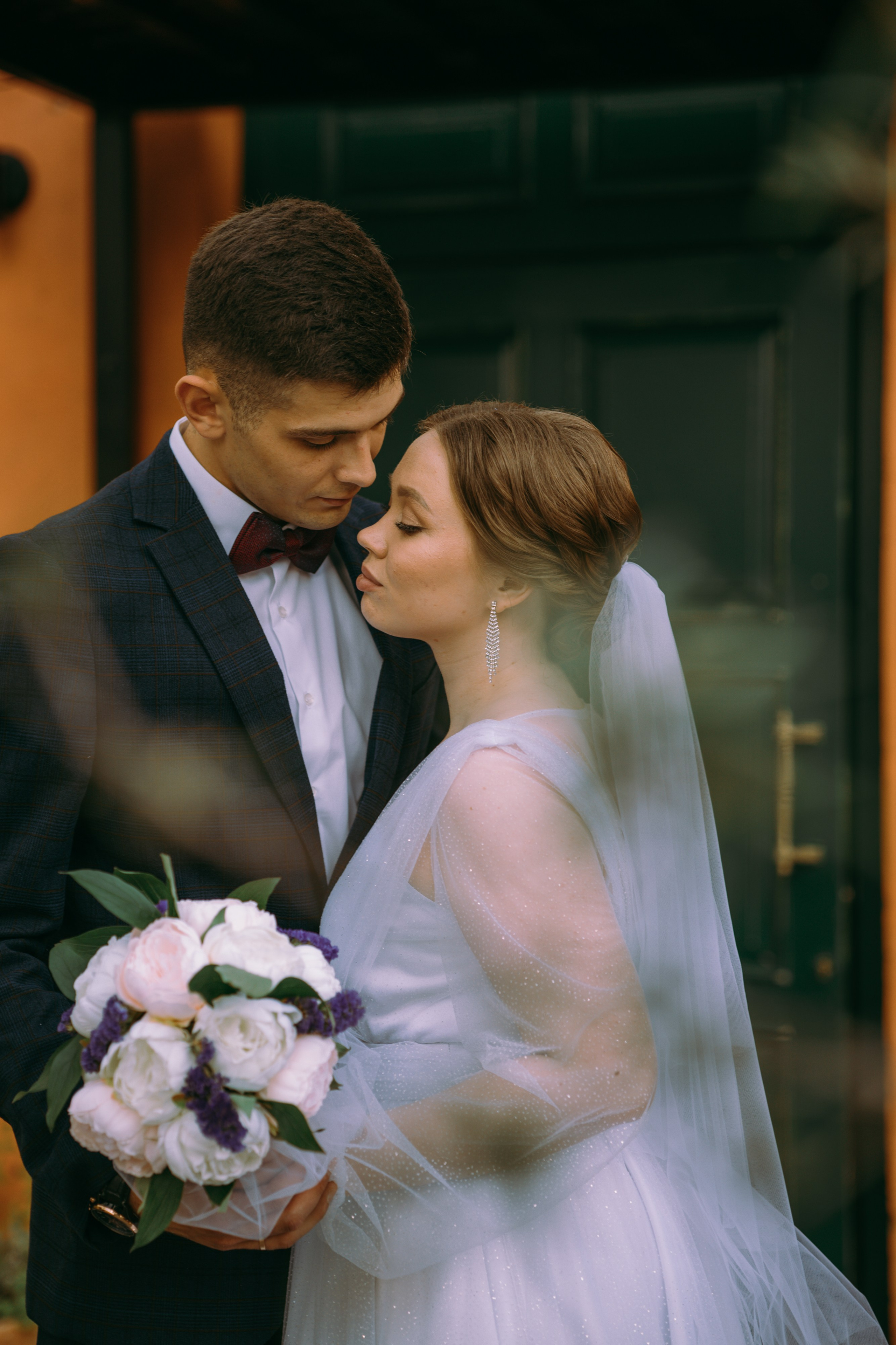 Свадебная фотосессия в Серпухове Никиты и Софьи. Выпускные альбомы в Серпухове