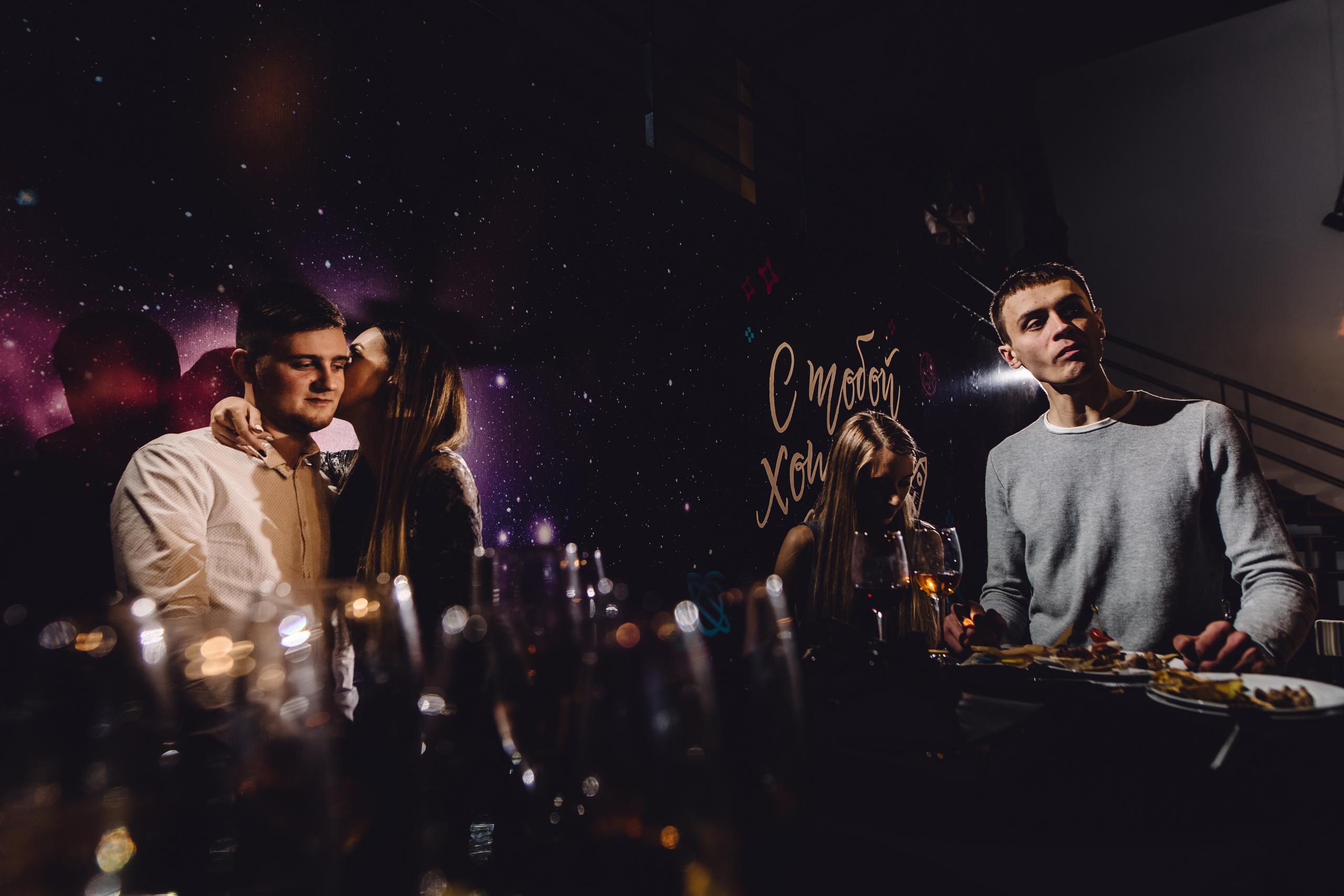 Фуршетная шаферская свадьба в Красноярске. Свадебный фотограф-видеограф в Красноярске Евгений Константинопольский