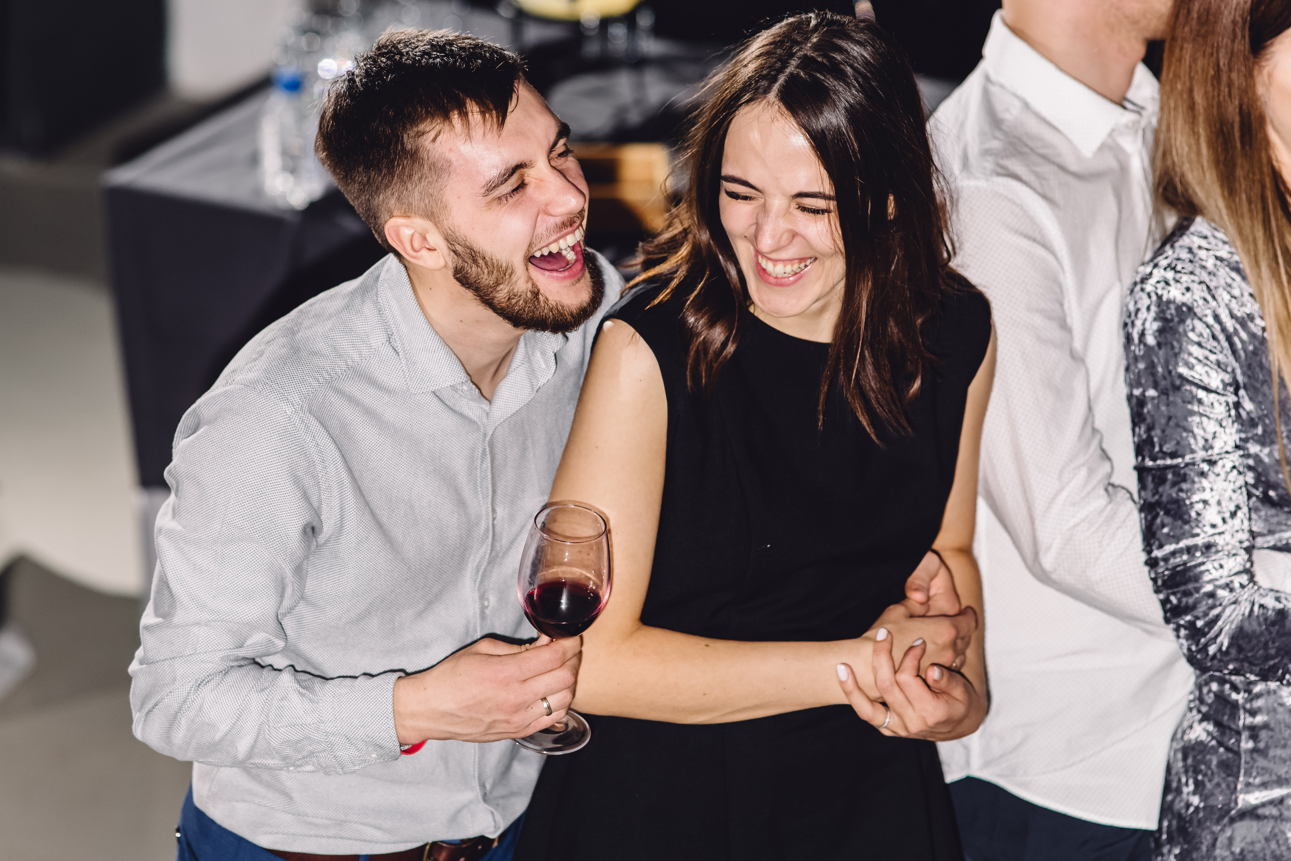 Фуршетная шаферская свадьба в Красноярске. Свадебный фотограф-видеограф в Красноярске Евгений Константинопольский