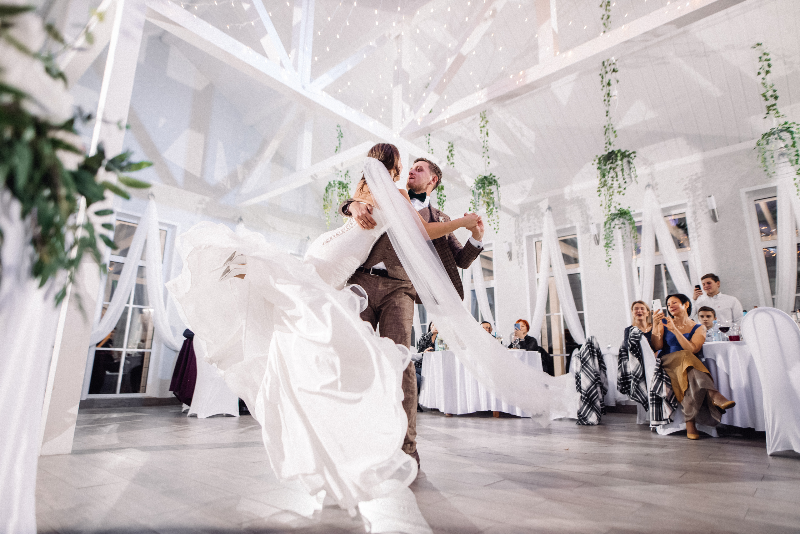 Осенняя свадьба в Красноярске. Свадебный фотограф-видеограф в Красноярске Евгений Константинопольский