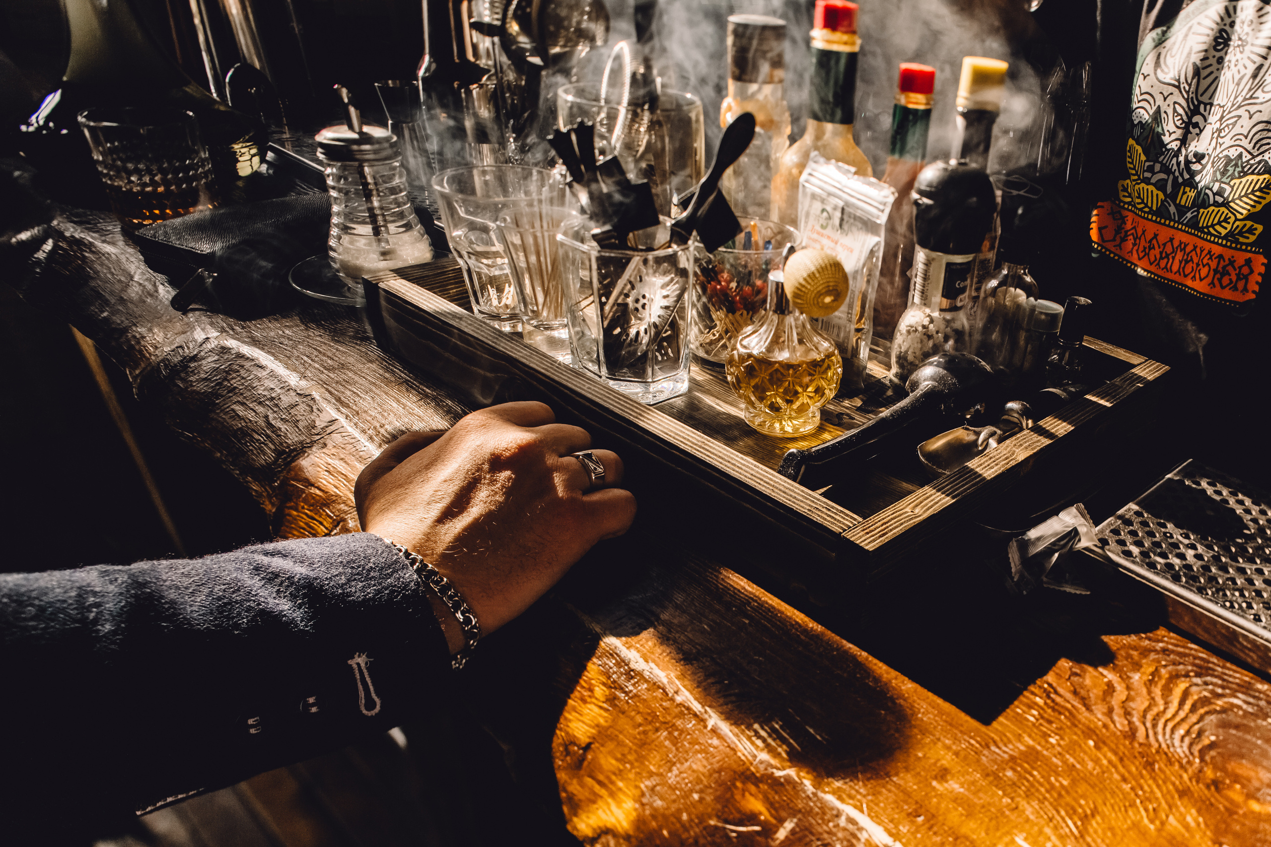 Фуршетная шаферская свадьба в Красноярске. Свадебный фотограф-видеограф в Красноярске Евгений Константинопольский