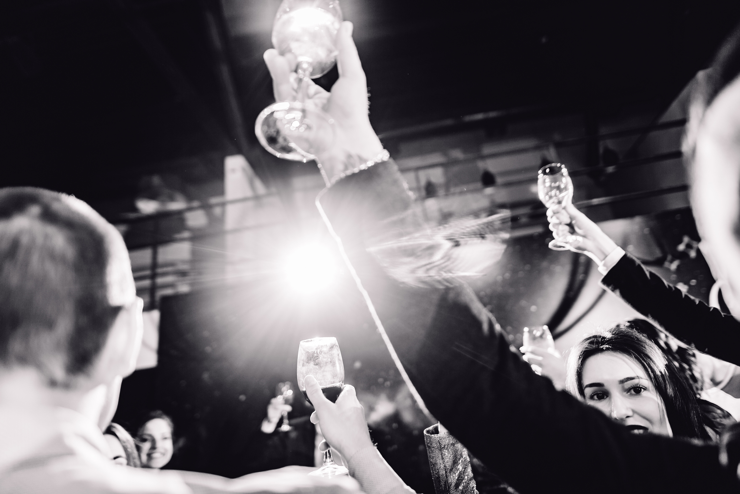 Фуршетная шаферская свадьба в Красноярске. Свадебный фотограф-видеограф в Красноярске Евгений Константинопольский