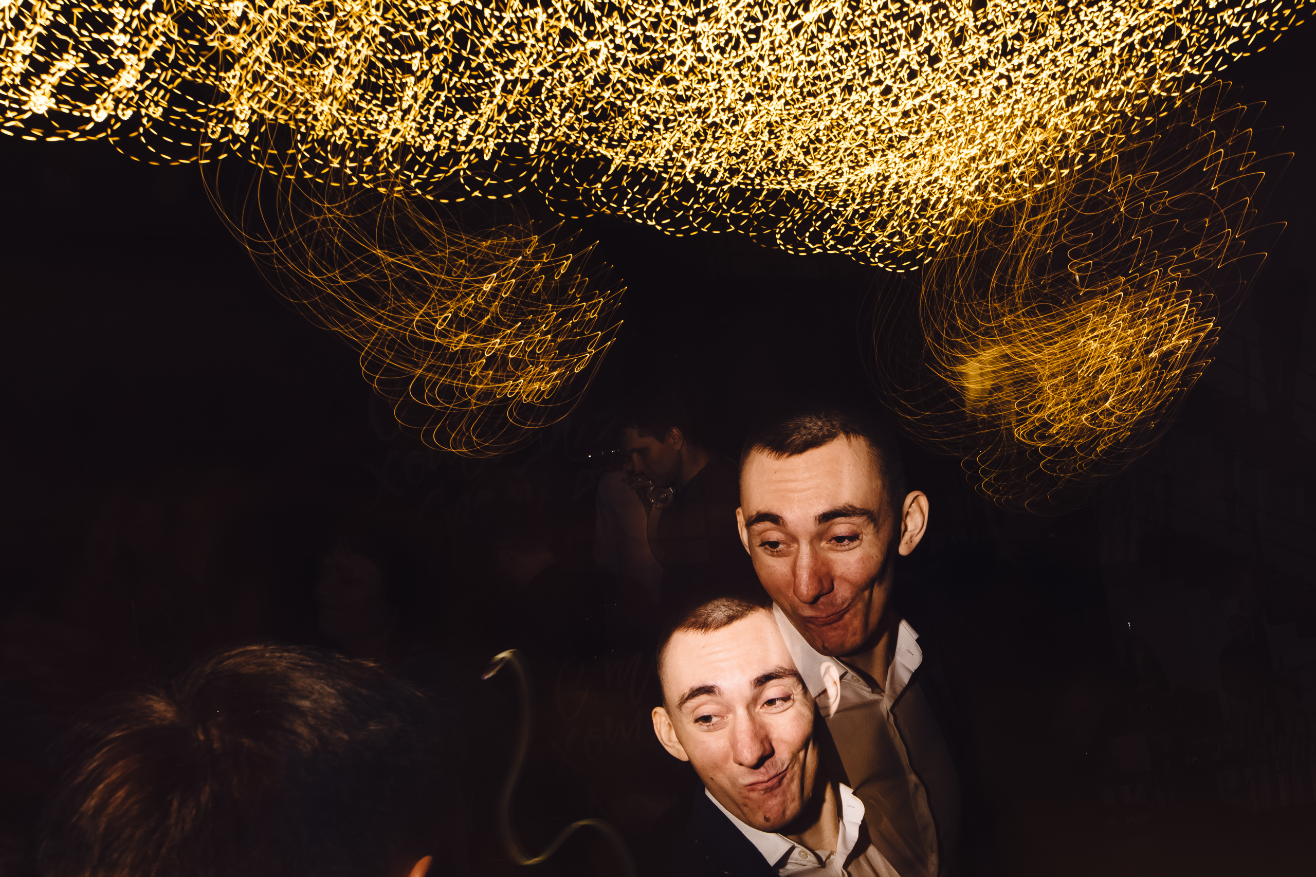 Фуршетная шаферская свадьба в Красноярске. Свадебный фотограф-видеограф в Красноярске Евгений Константинопольский