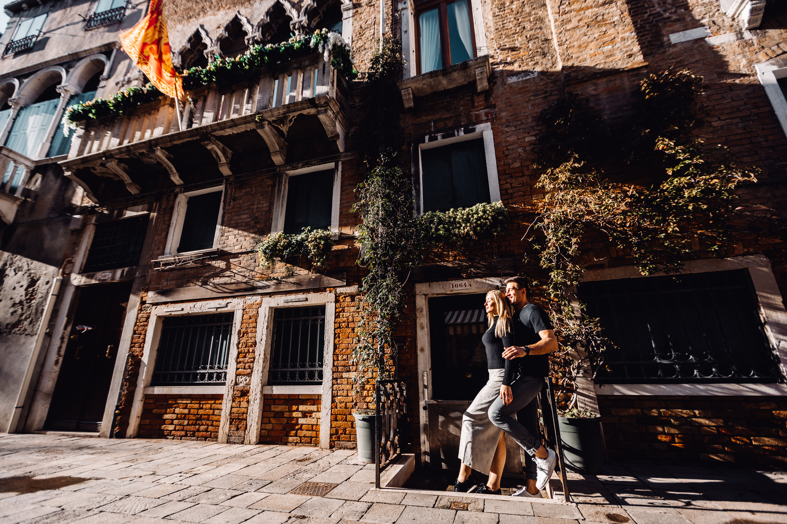 Съемка лавстори в Венеции 2020. Свадебный фотограф-видеограф в Красноярске Евгений Константинопольский