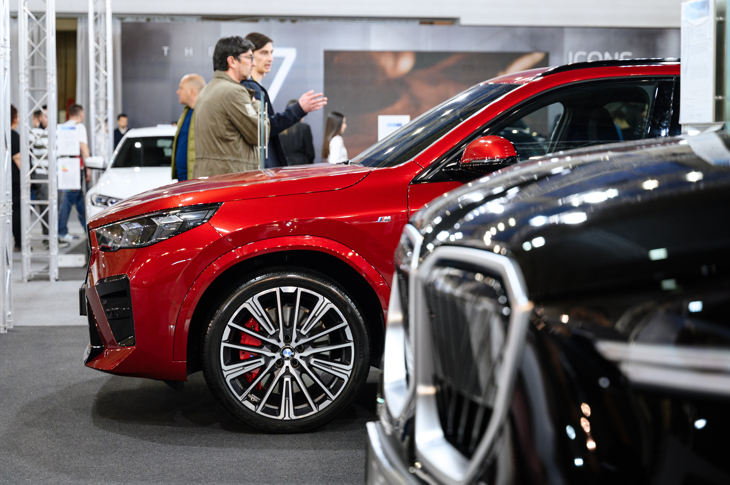 56-й Международный автосалон в Белграде. Елена Чеснокова спортивный фотограф во Владимире и Белграде