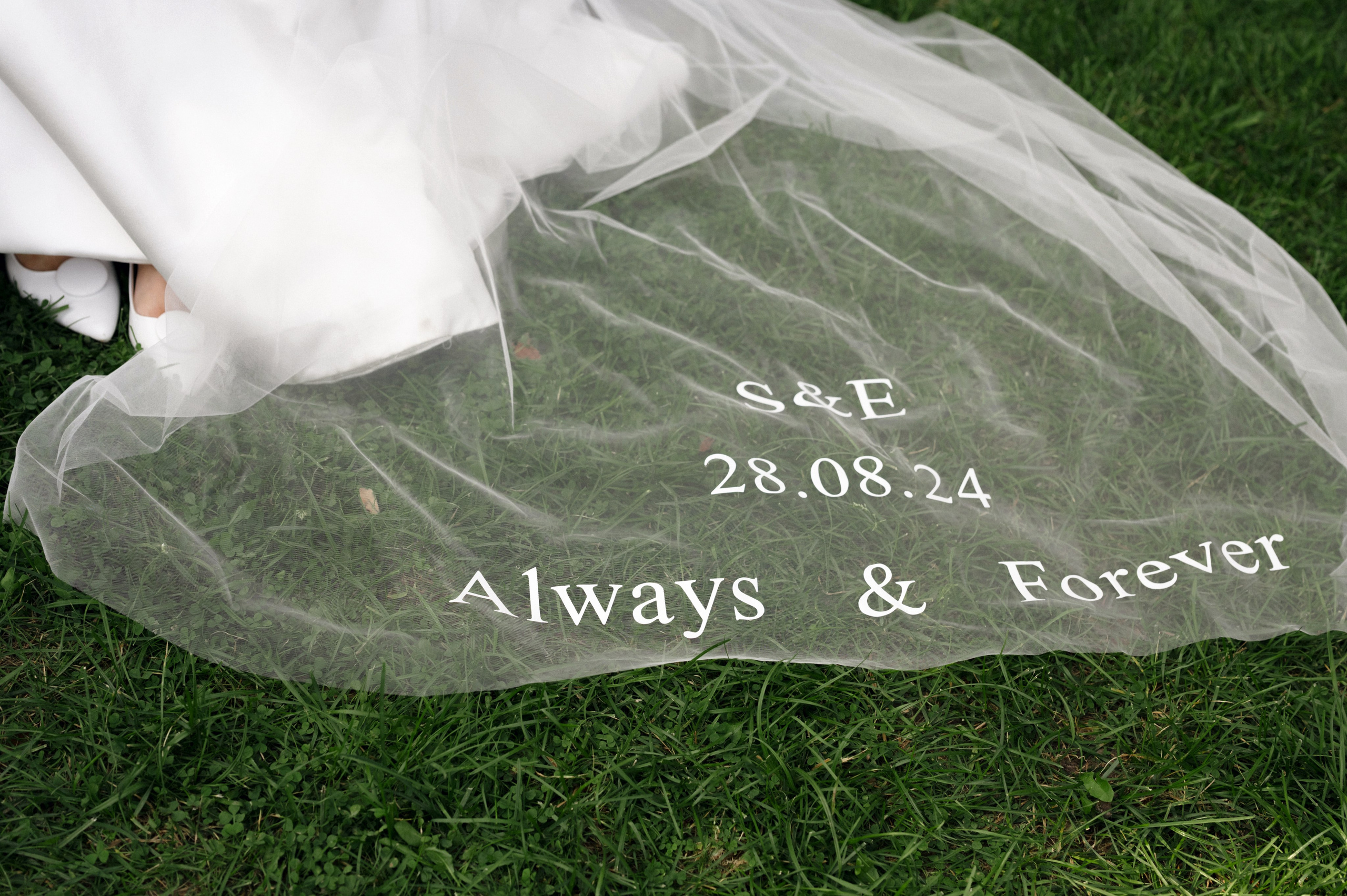 Скоро на сайте. Свадебный фотограф в Минске Тагай Наталья