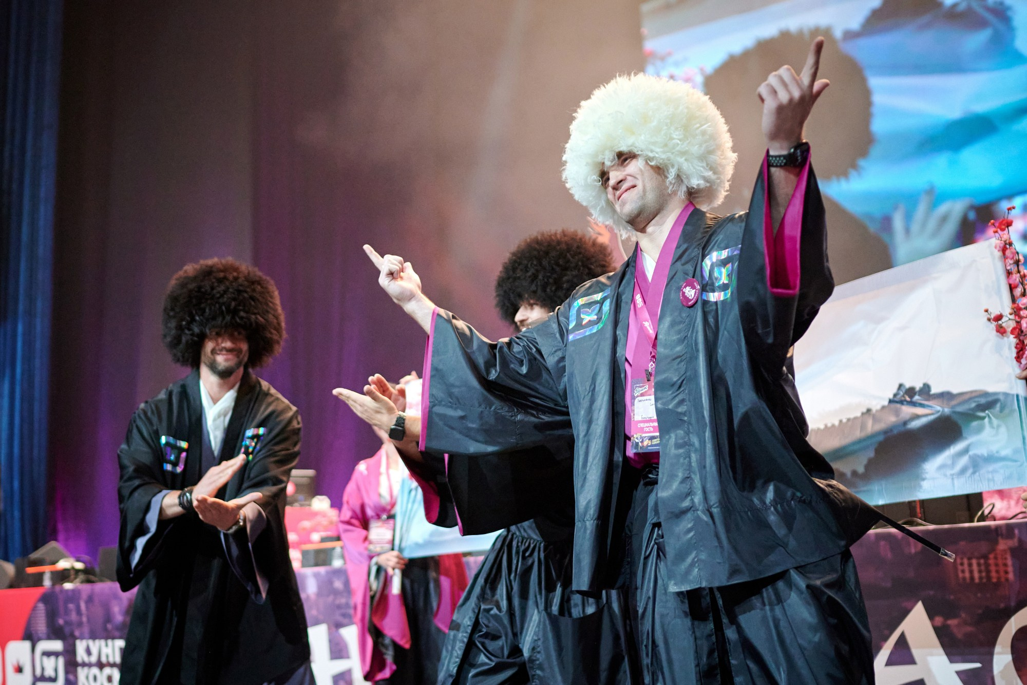 Магнит Косметик — конкурс «Золотой Магазин». Мезенцев Евгений фотограф