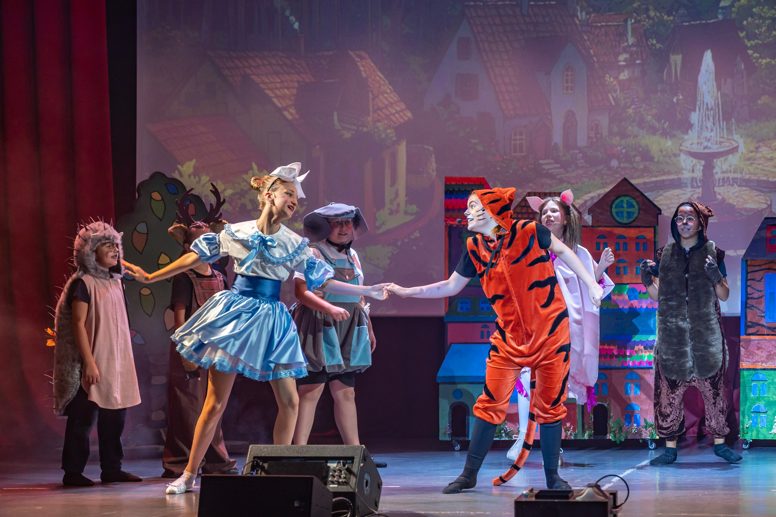 Отчетный спектакль Детской театральной лаборатории в лагере Литвиново. Фотограф Анна Мельникова | Москва