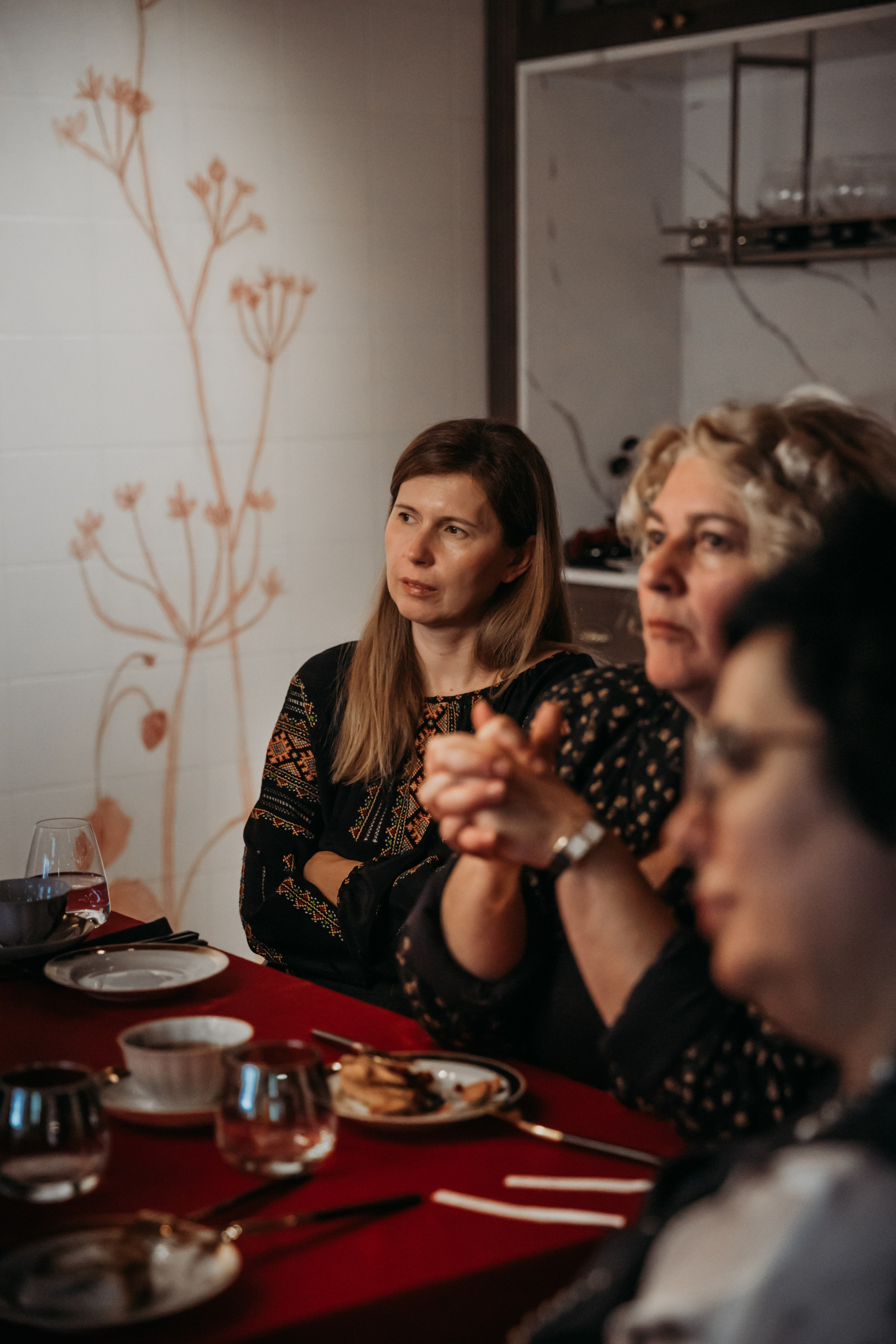 Родные люди «История парфюмерии». Леся Гаранина. Семейный фотограф/видеограф Москва и область