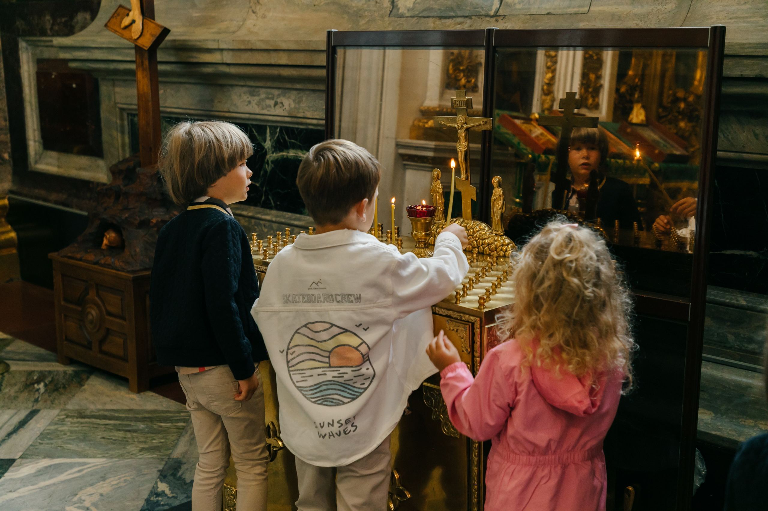 Крещение ребенка в Исаакиевском соборе СПб, крещение в церкви цена, крещение ребенка цена в спб невский район, можно крестить в исаакий, крещение в исаакиевском соборе санкт-петербурга 2023, как и где покрестить ребенка в спб, как записаться на крестины ребенка в исаакиевском соборе, фотограф на