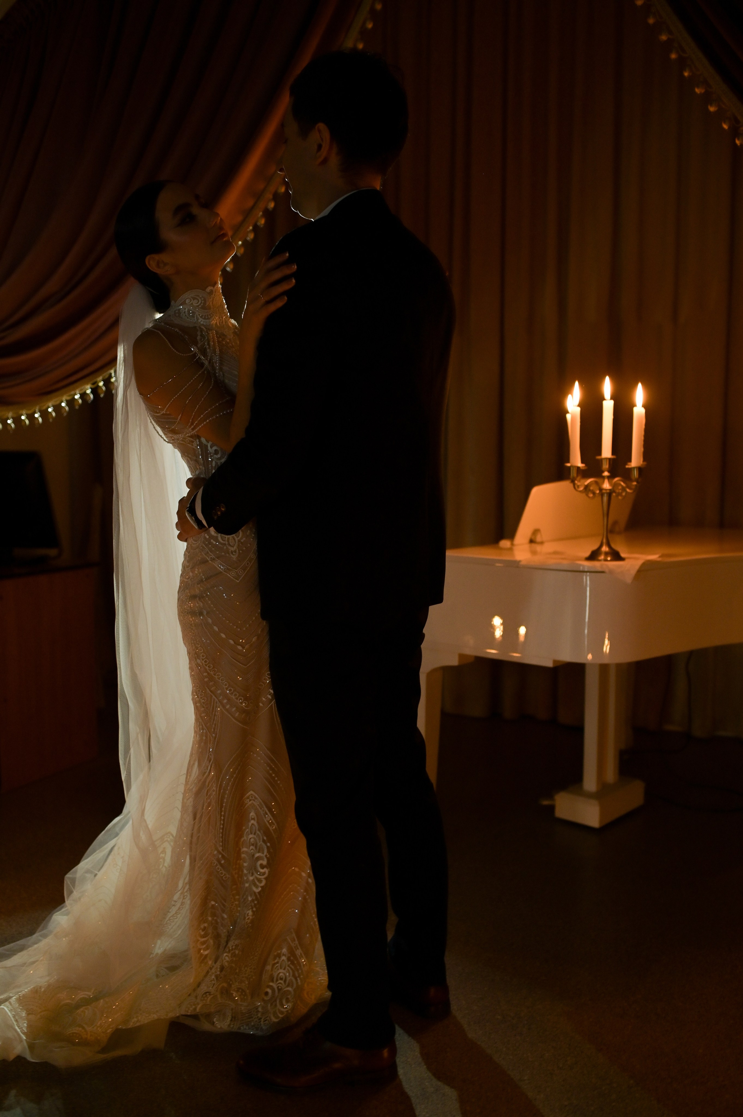 Негасимый свет. Главная