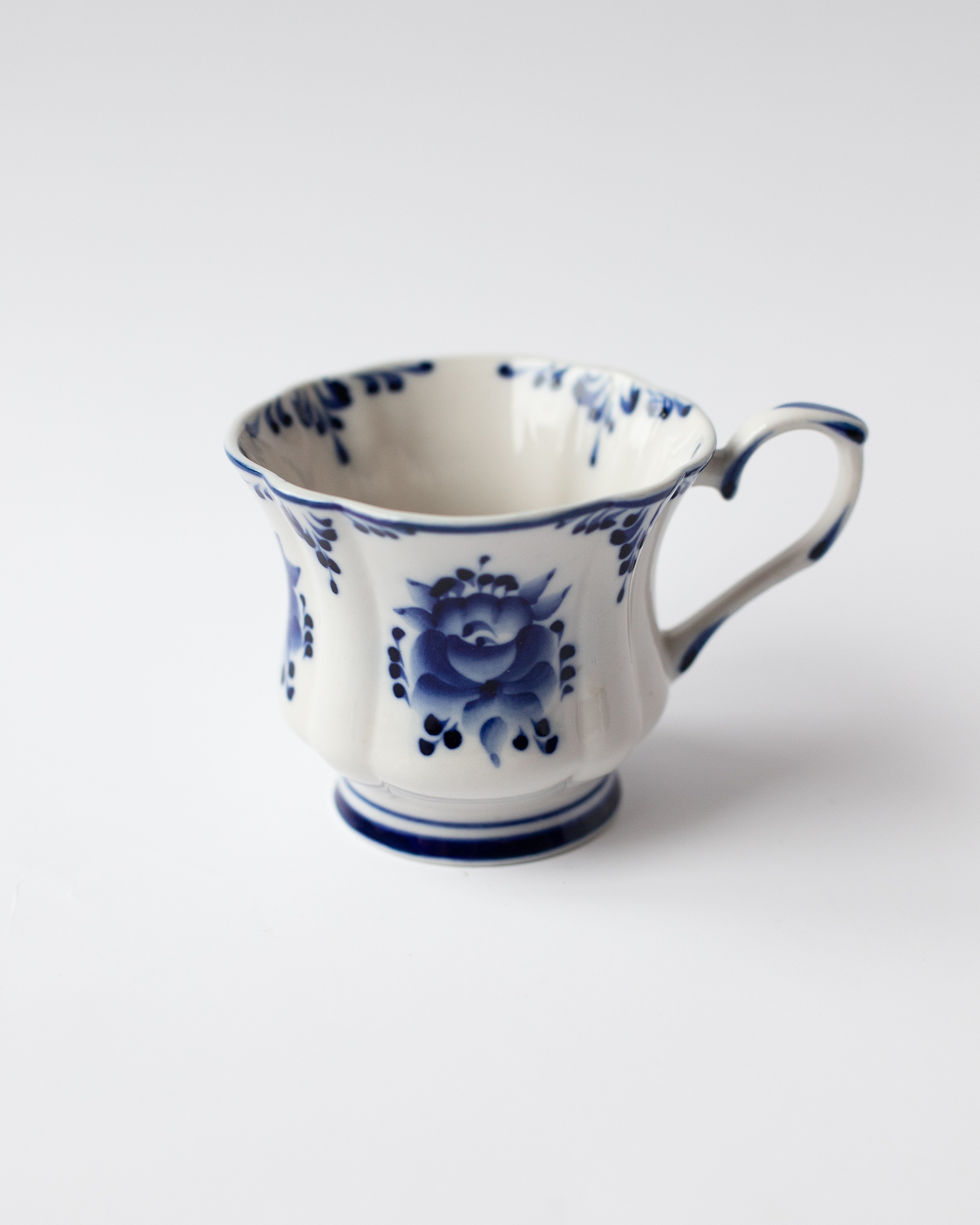 Предметная съемка: чайная пара «Гжель». Фотограф в Москве и Московской области Ольга Дробышева