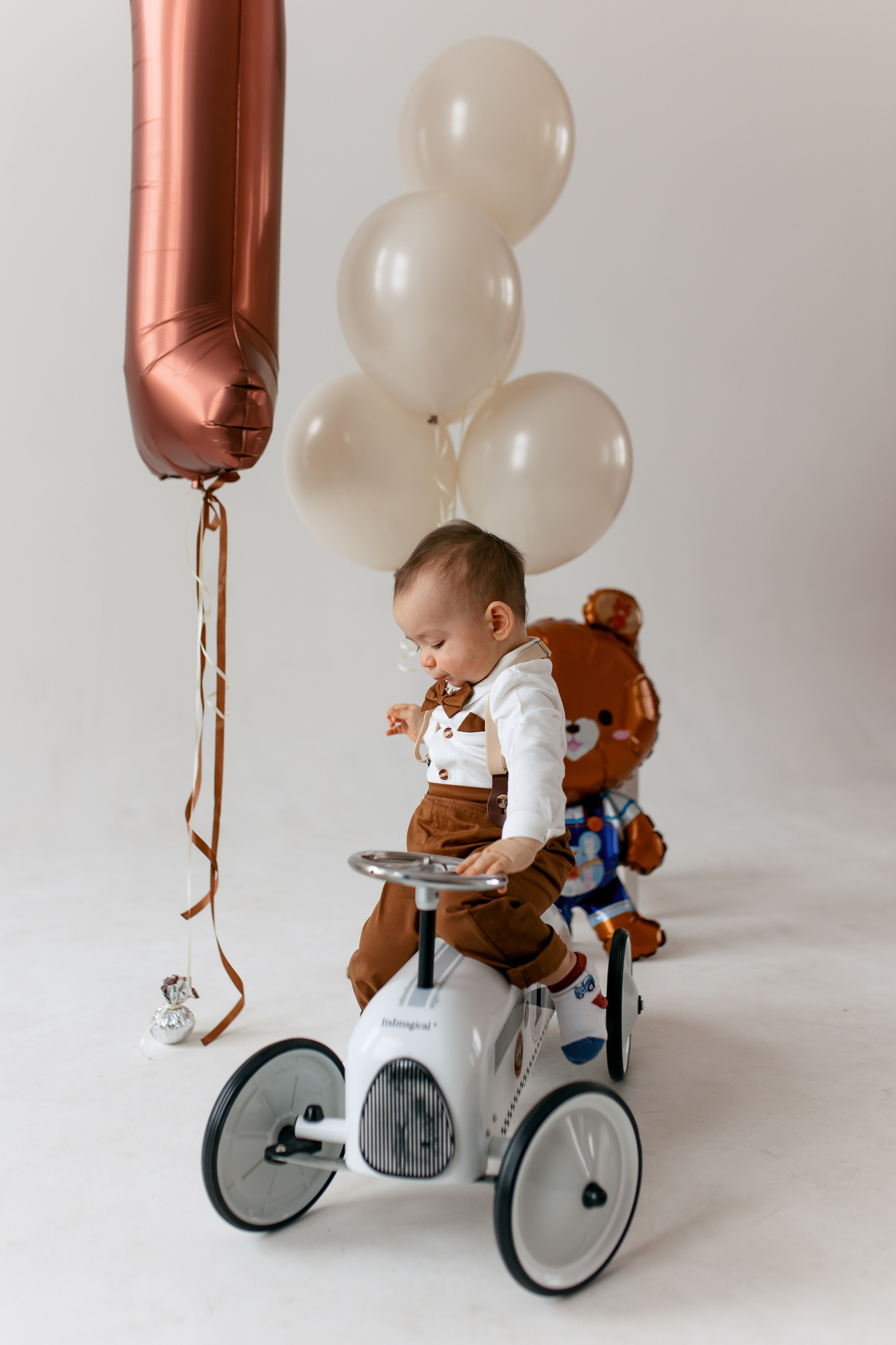 Мишка и шарики. Свадебный и портретный фотограф — Мария Костина