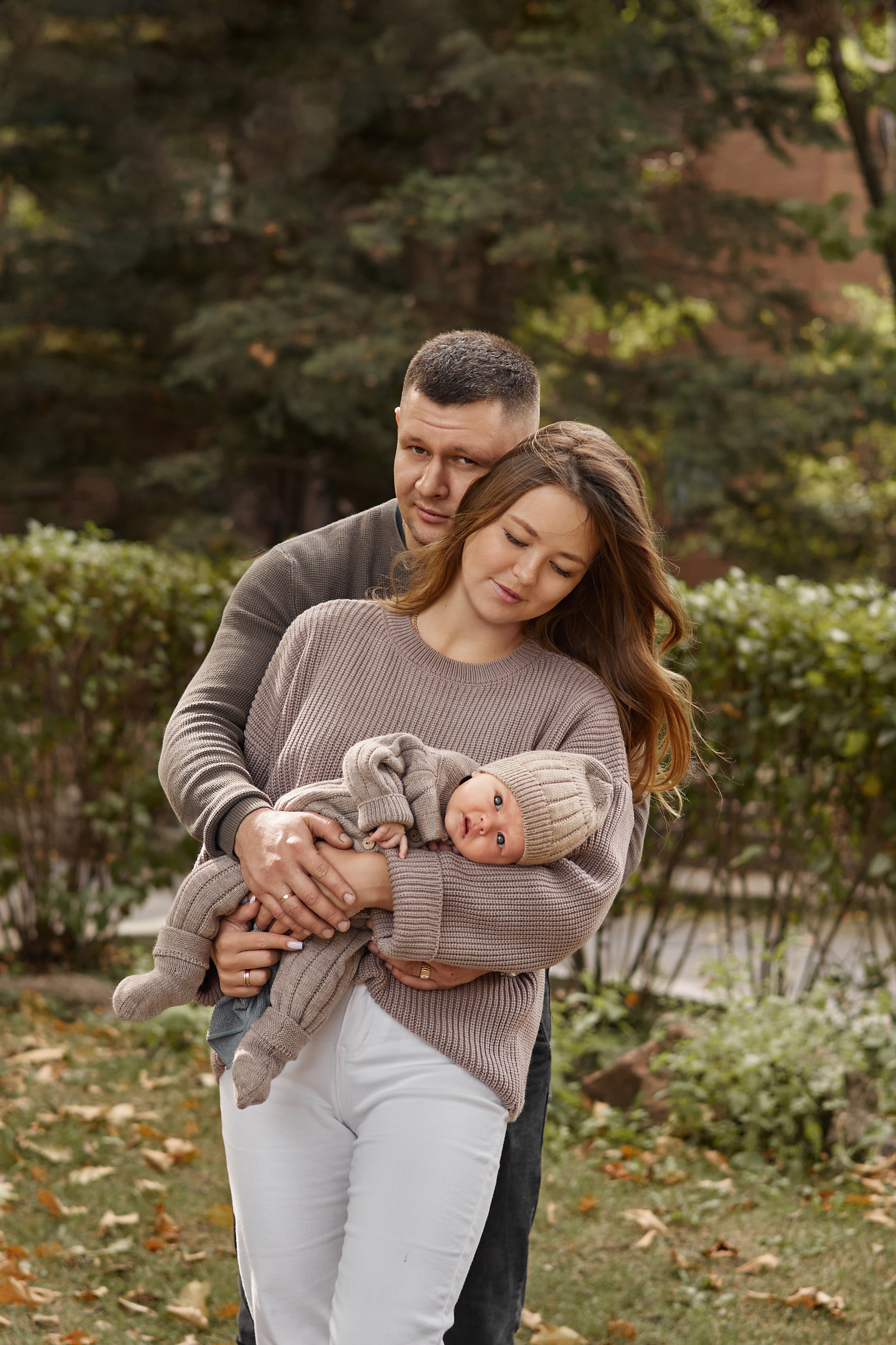 Марина с семьей. Фотограф женского портрета, беременности и материнства Харькова Елена