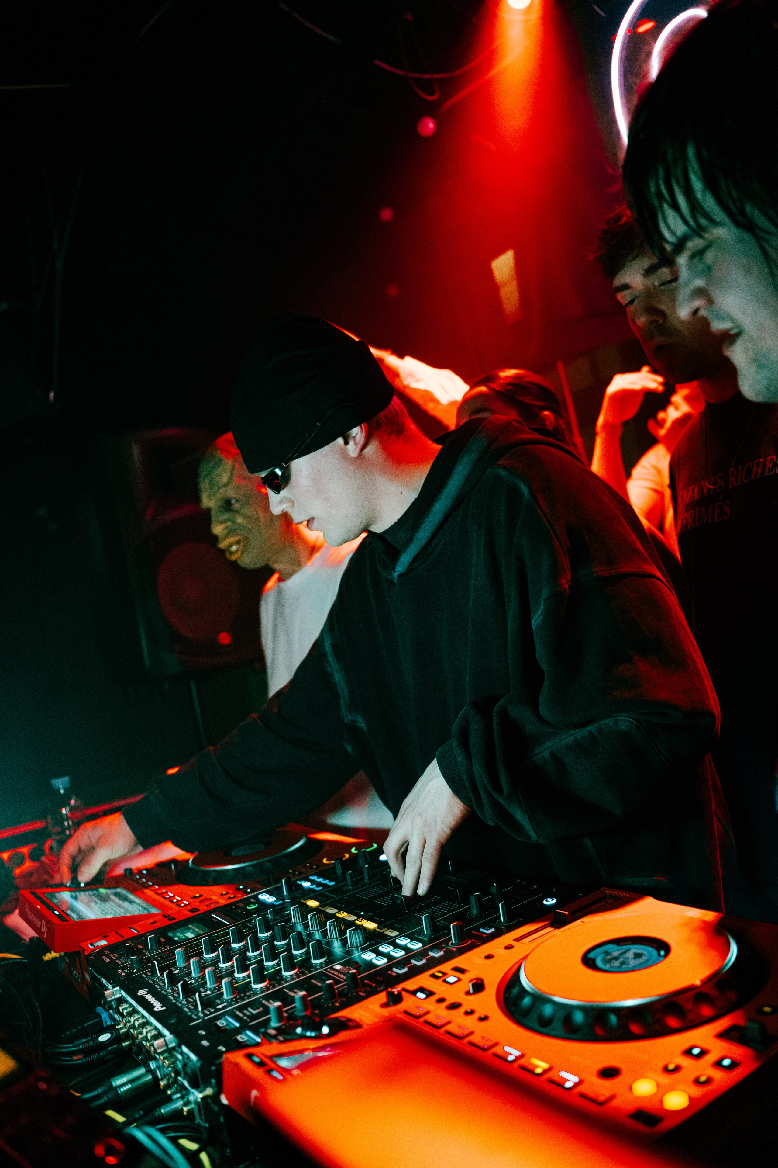 Only Birthday Party & 2HUG + Secret Guest / @Небесный сад. Концертный фотограф в Краснодаре