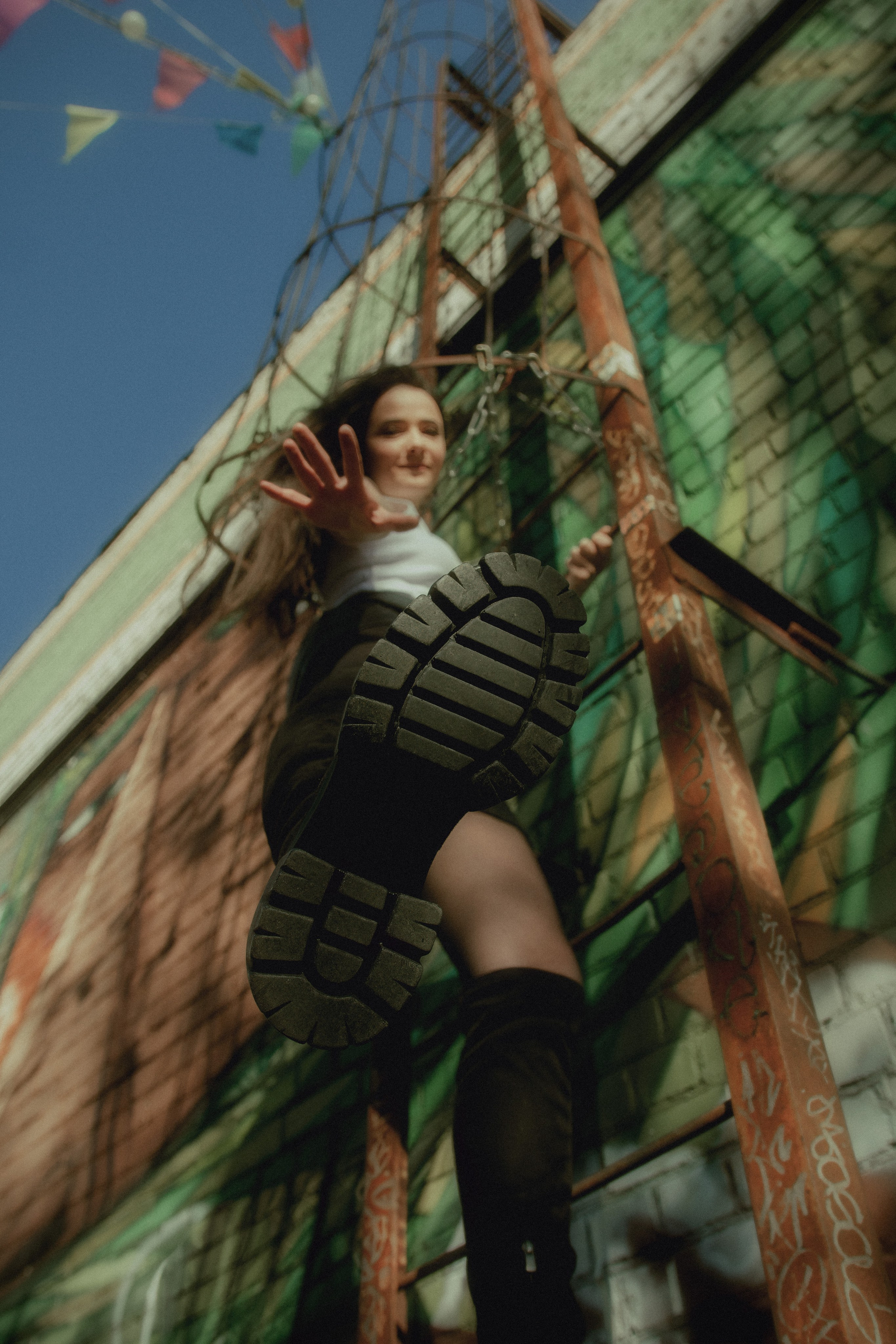 Солнечный Апрель