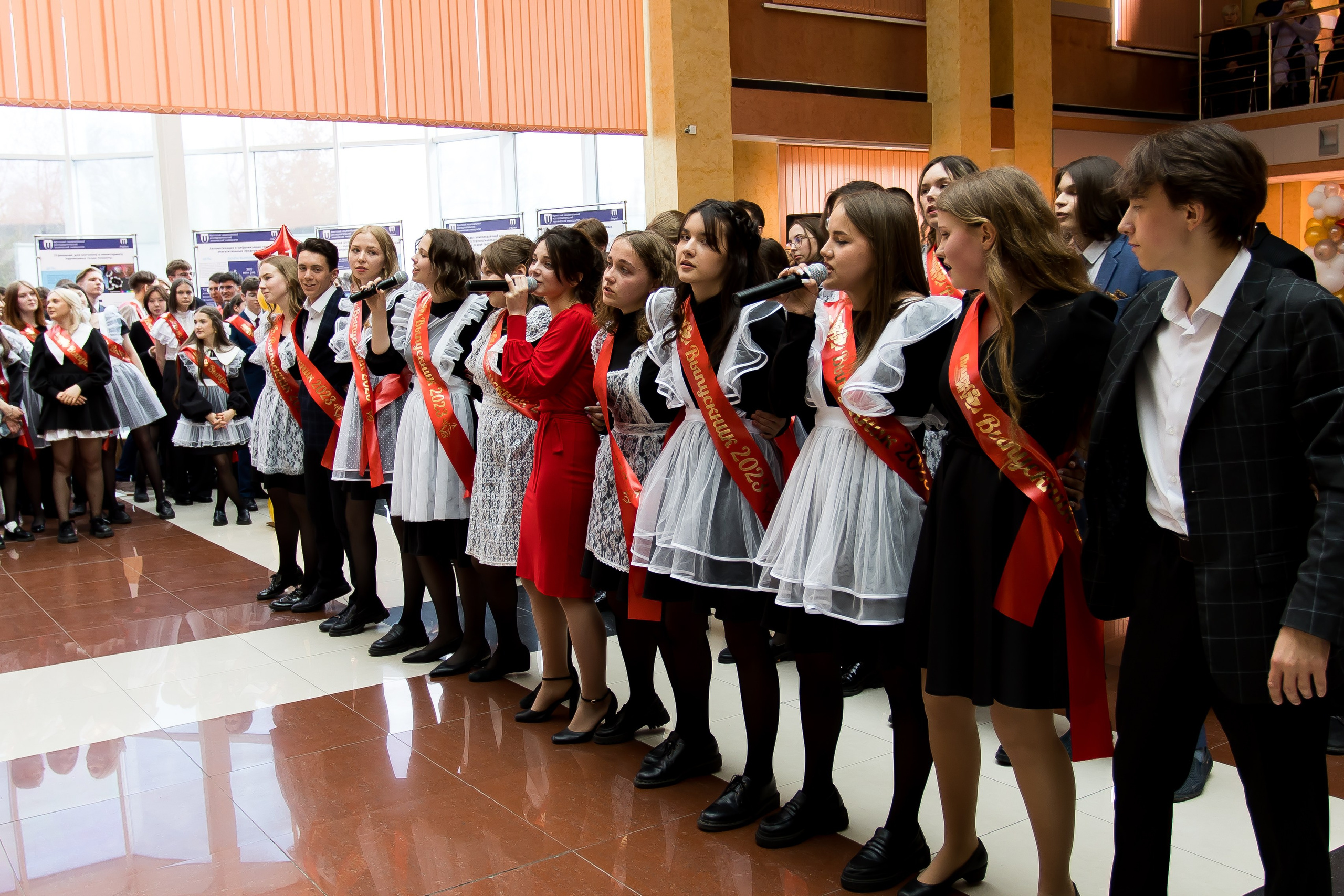 Последний звонок. Фотограф в Иркутске