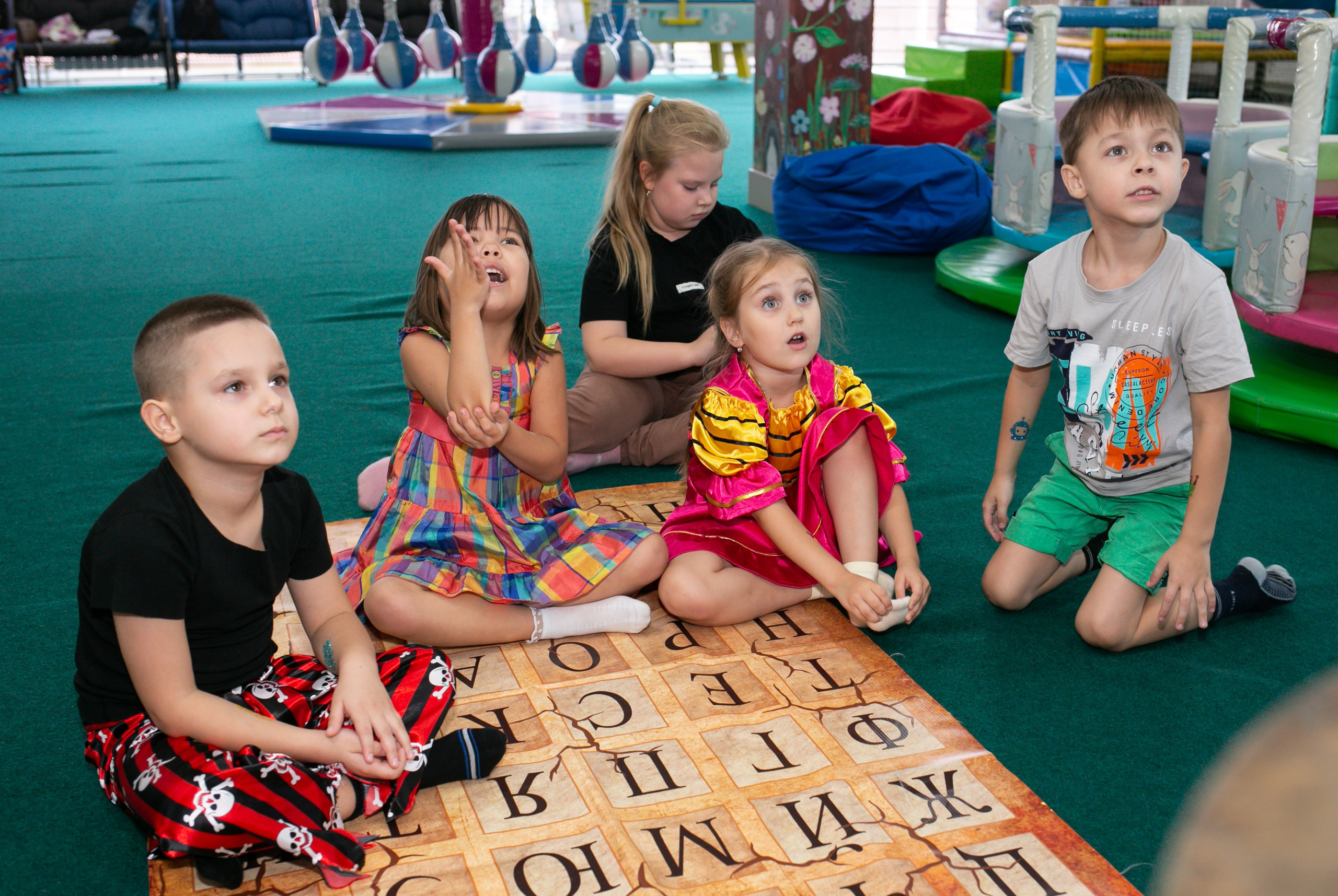 Белый кролик. Форд Боярд. Фотограф новорожденных и семейный фотограф НСО г. Бердск Марина Львова