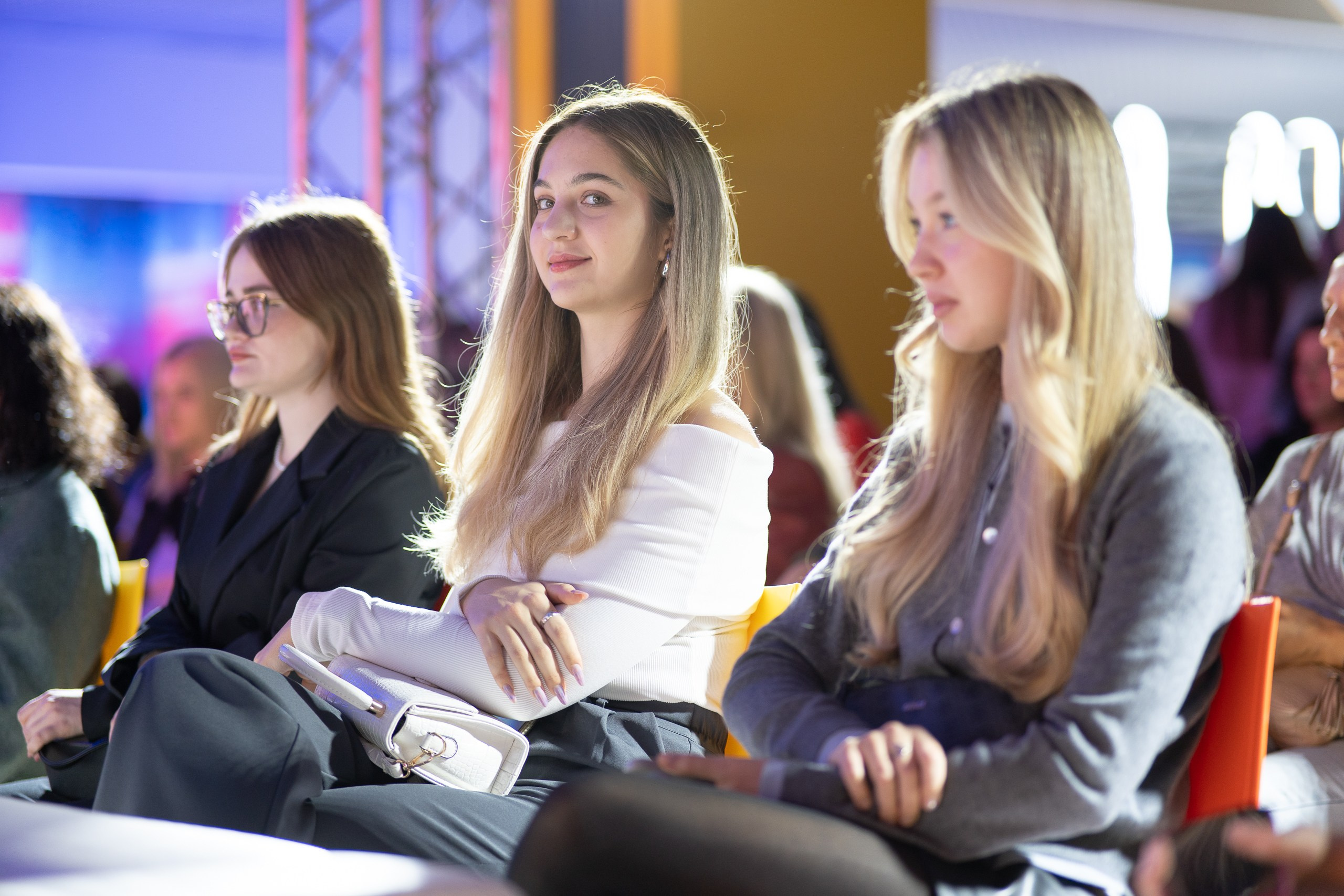 МЕДИАНОЧЬ 2024. Репортажный фотограф Красноярск Алекс Чампакхам