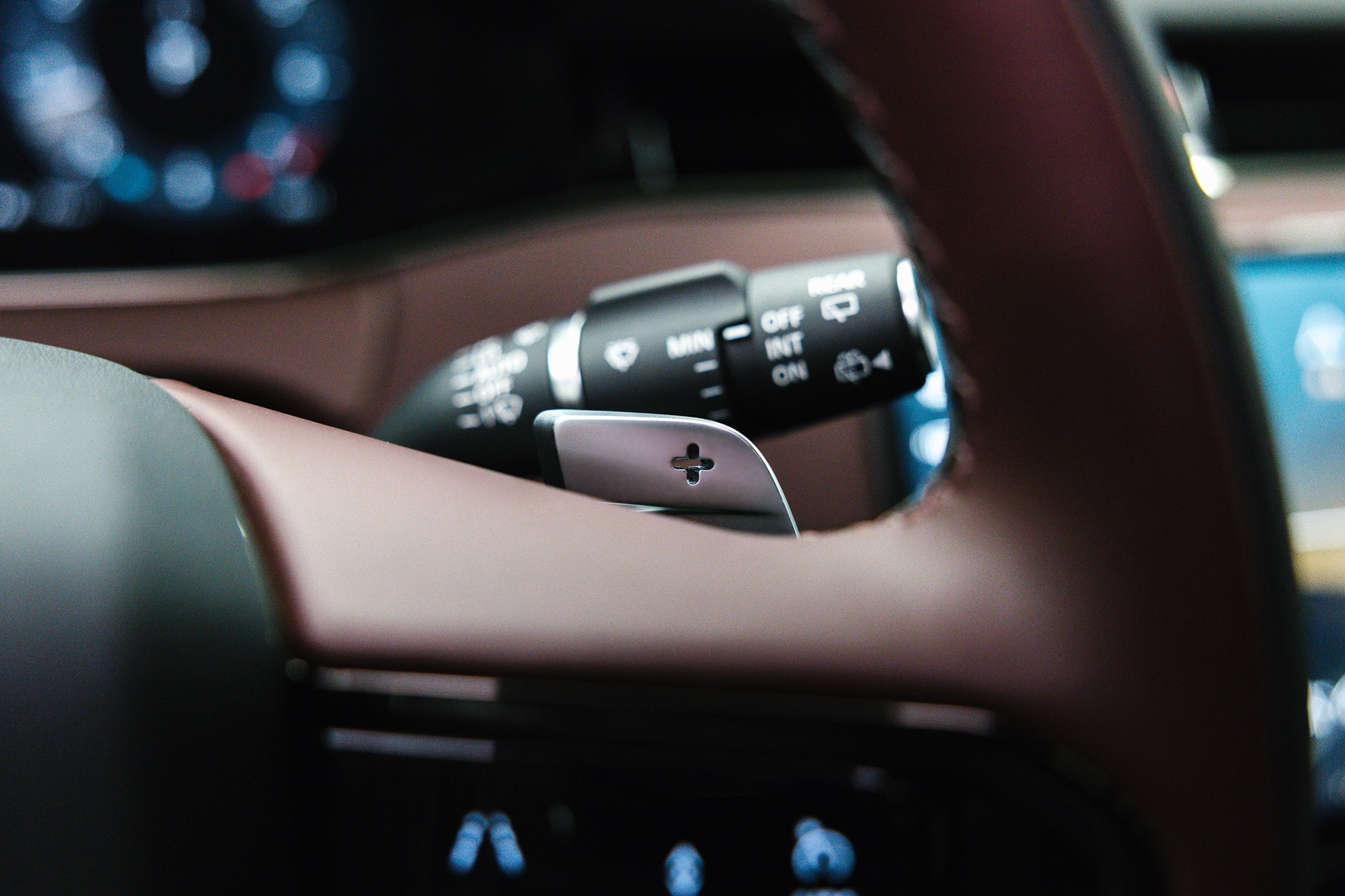 Land Rover Range Rover Evoque.2.0 Si4 4WD AT (249 л. с.). Автосалон «Х-Авто»