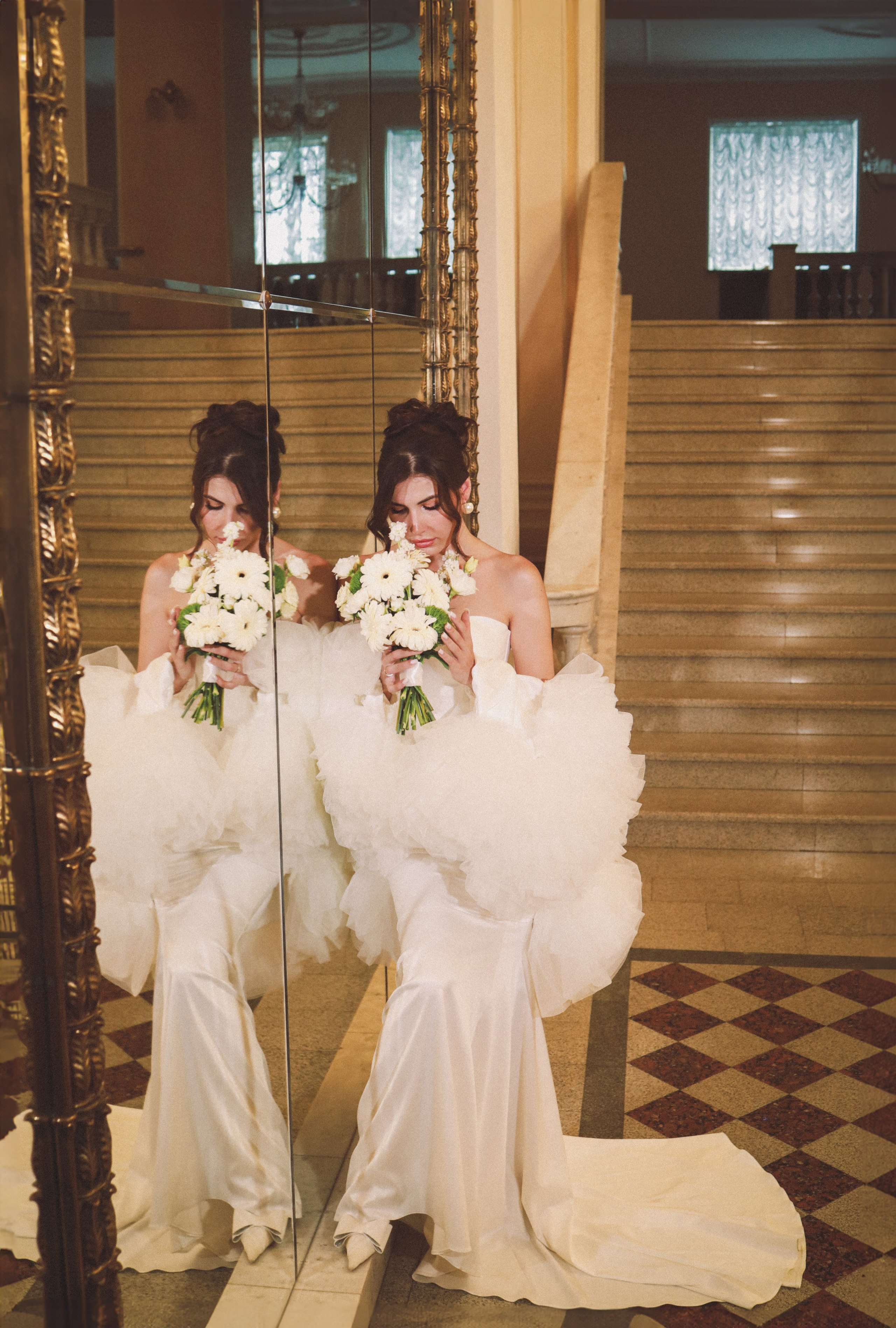 Свадебная съемка в театре. Иванова Ирина Свадебный и семейный фотограф г. Уфа