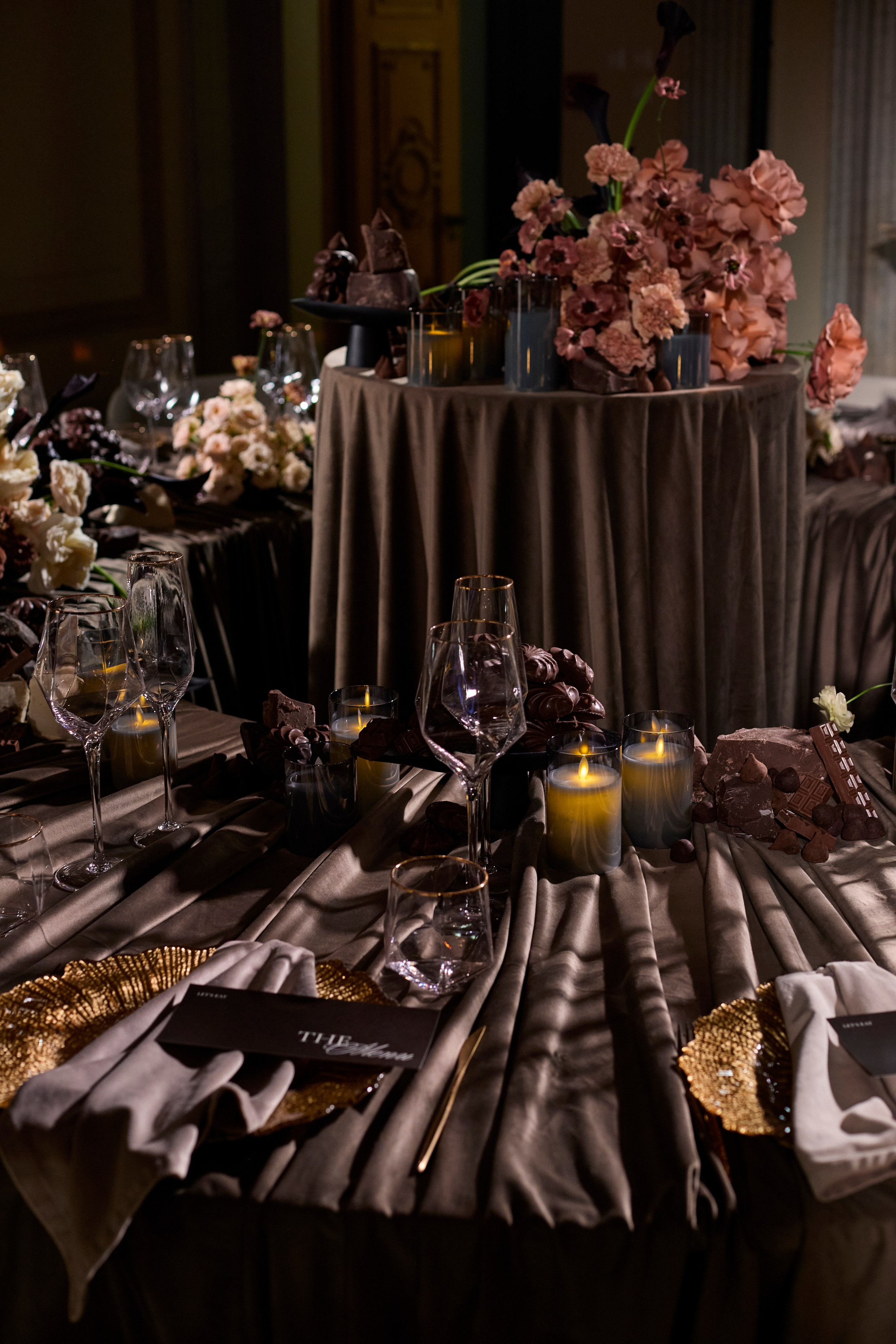 Особняк Ермолинского. Свадебный фотограф Анастасия Казакова