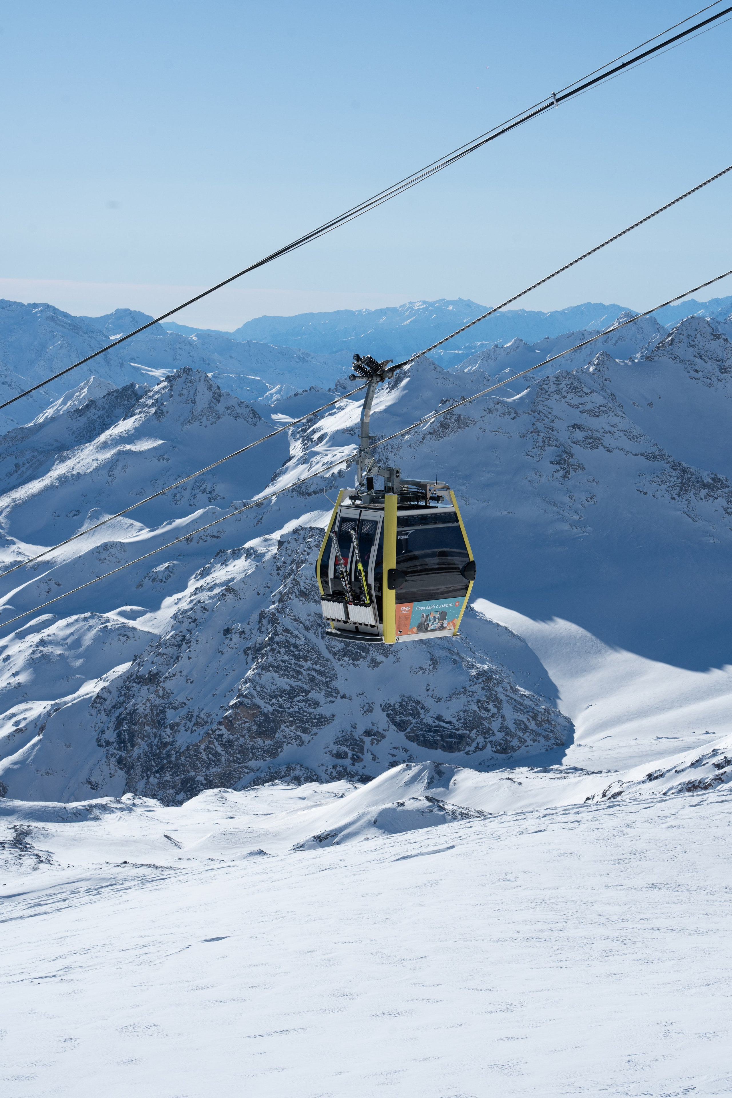 Съёмка рекламных баннеров на канатке Эльбрус для ДНС-Xiaomy. Фотограф, видеограф Пятигорск, Ставрополь, Ессентуки, Petlyakovs_photo