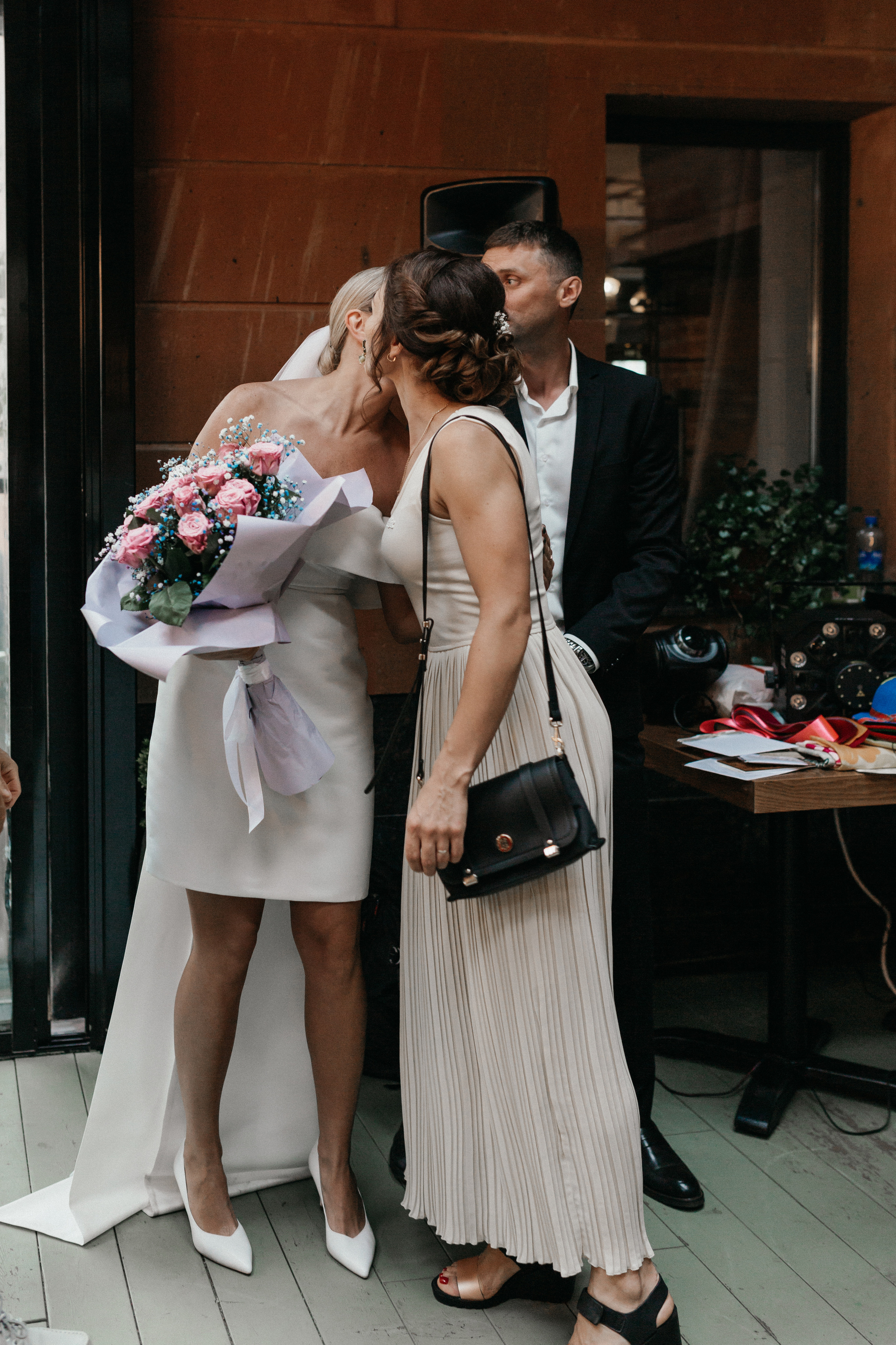 Уютная свадьба в Ярославле. Свадебный фотограф в Ярославле Алиса Курочкина