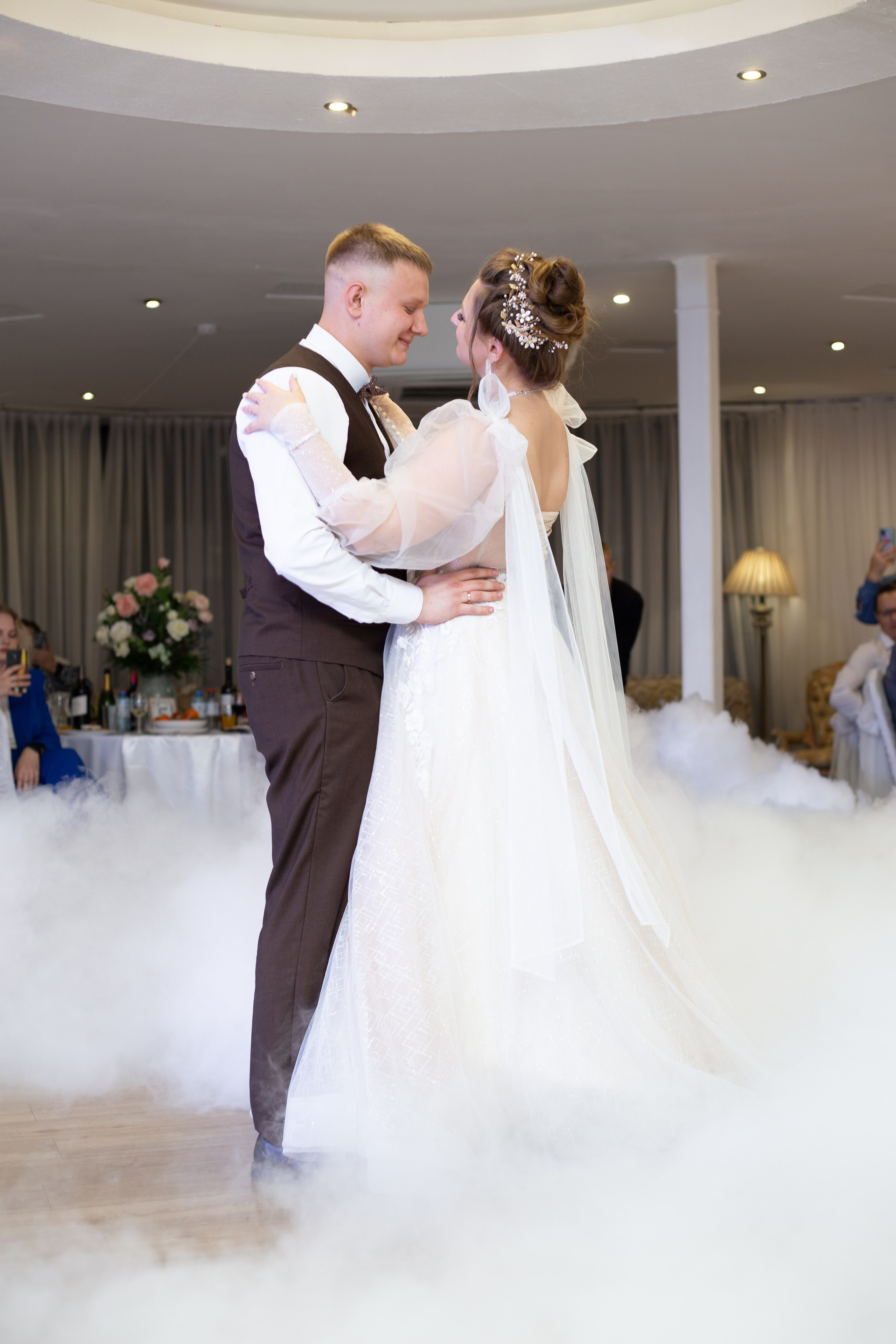 Артем & Влада. Свадебный и контент фотограф в Новосибирске Еремин Александр