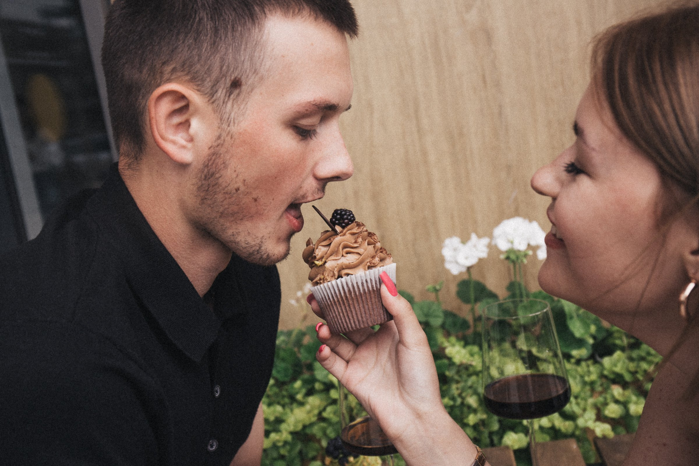 Годовщина. Для тех, кто не ждёт удачи, а создаёт её. Каждая фотосессия — это твой момент, твой стиль, твой успех. 📸