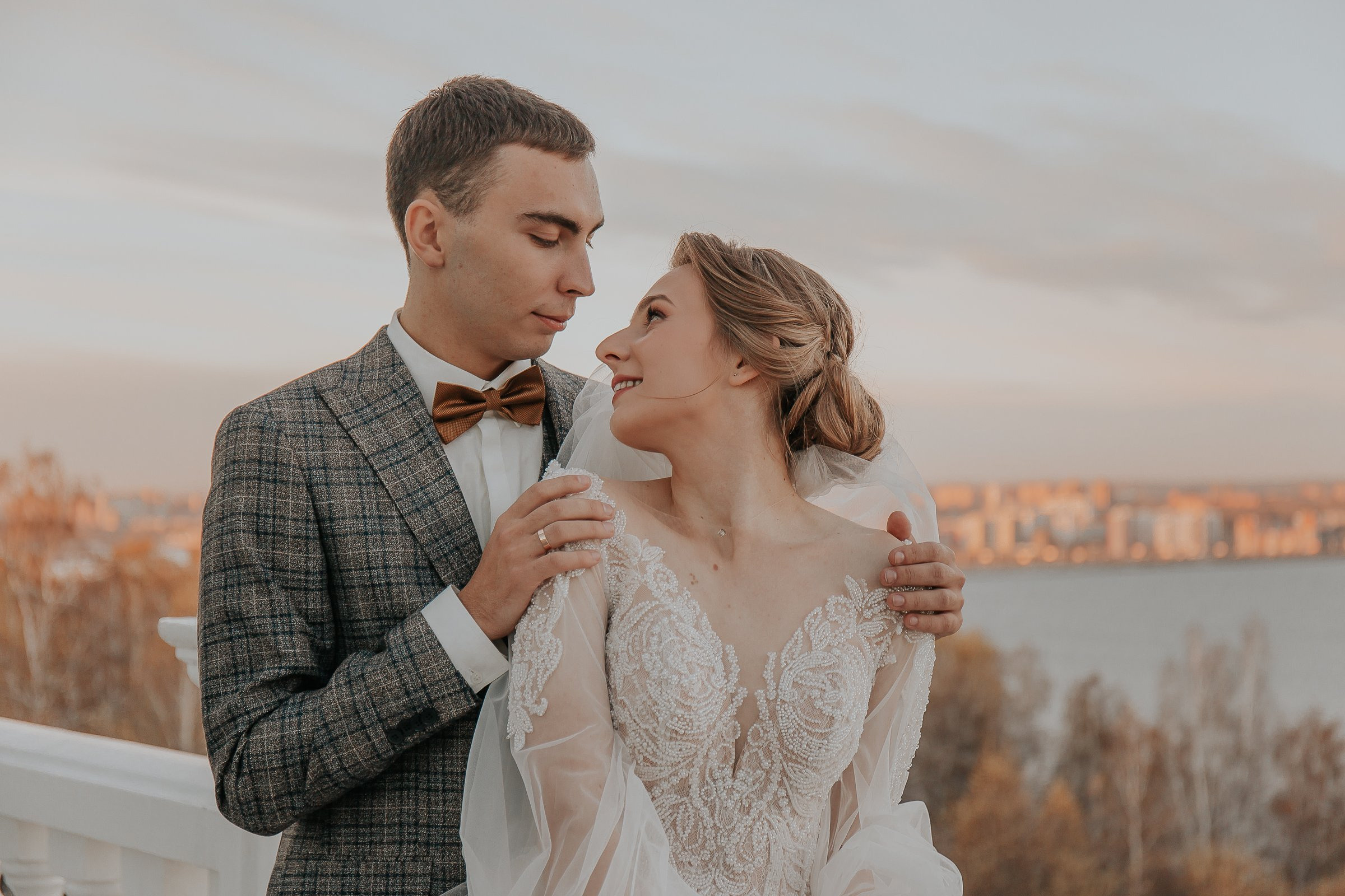 Владимир и Розалина. Для тех, кто не ждёт удачи, а создаёт её. Каждая фотосессия — это твой момент, твой стиль, твой успех. 📸