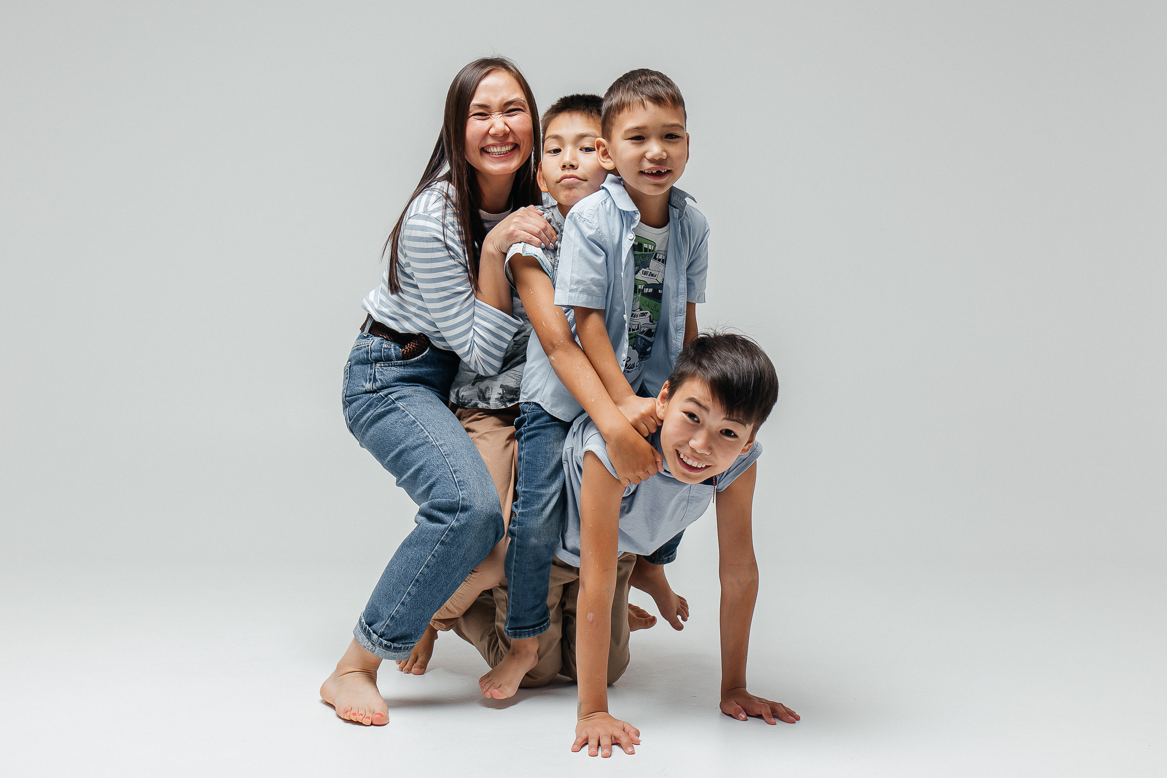 Циклорама. Для тех, кто не ждёт удачи, а создаёт её. Каждая фотосессия — это твой момент, твой стиль, твой успех. 📸