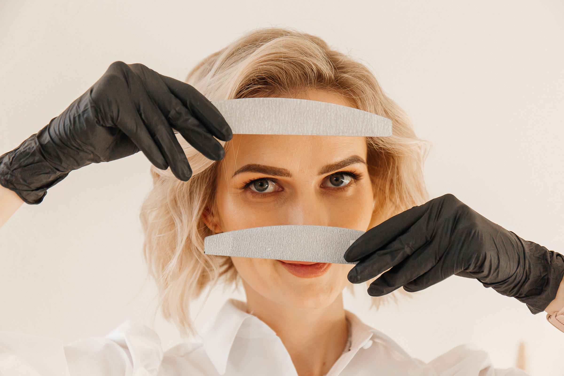 Лена. Для тех, кто не ждёт удачи, а создаёт её. Каждая фотосессия — это твой момент, твой стиль, твой успех. 📸